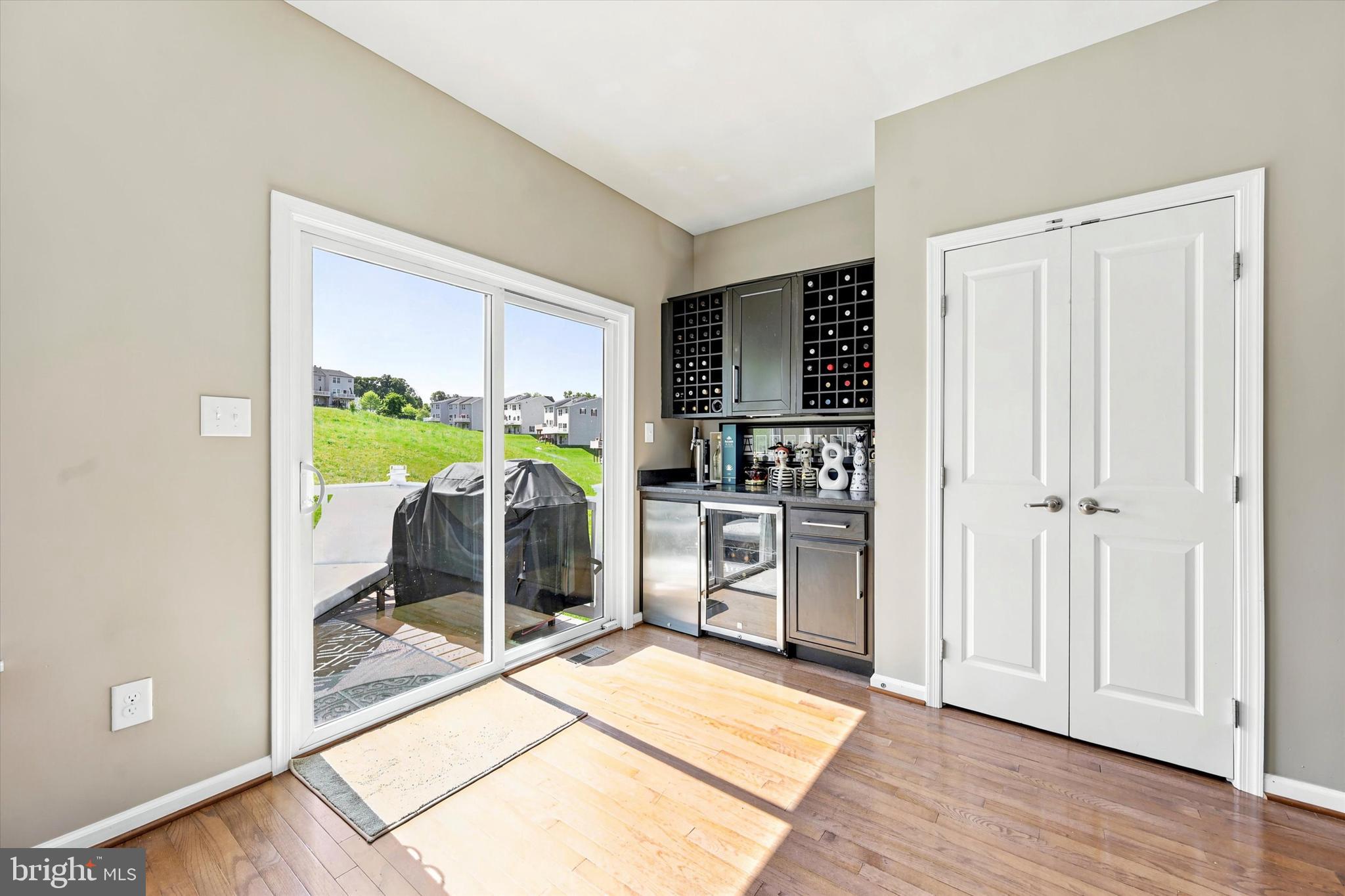 MEADOWVIEW - Residential