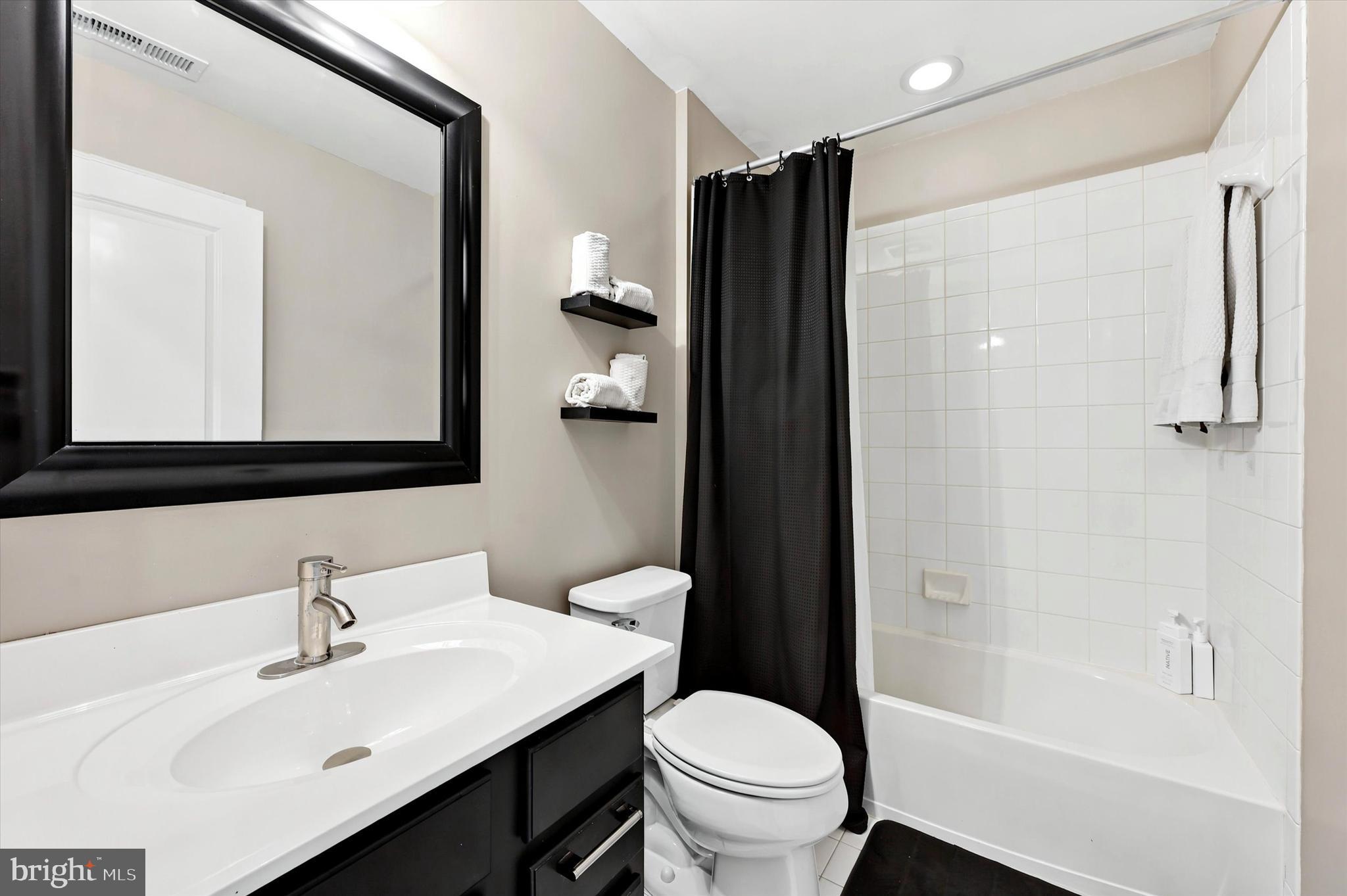 MEADOWVIEW - Residential