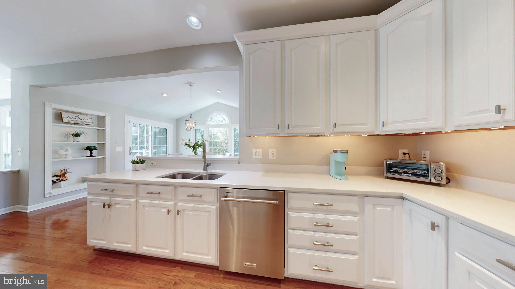 RIVER CREST - Residential