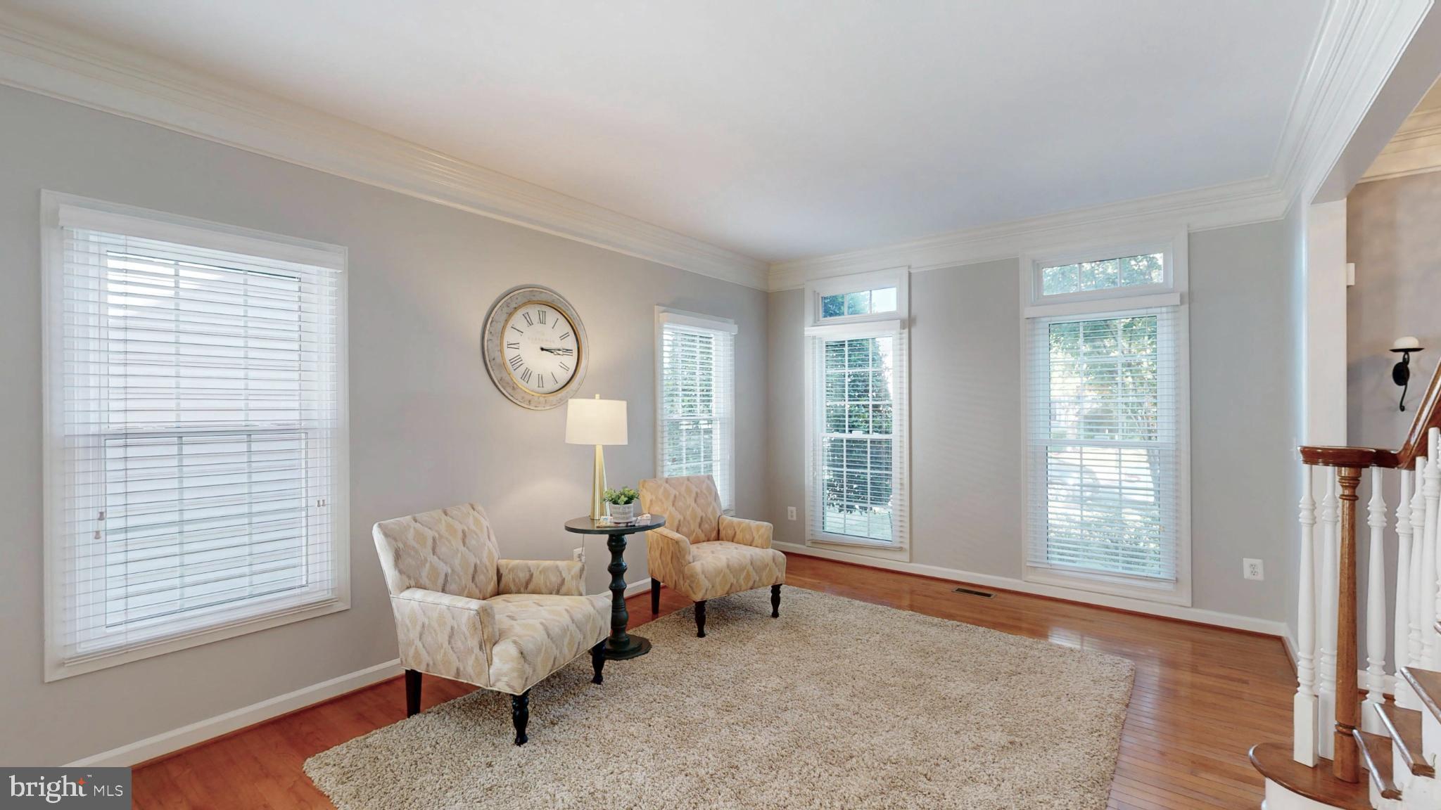 RIVER CREST - Residential