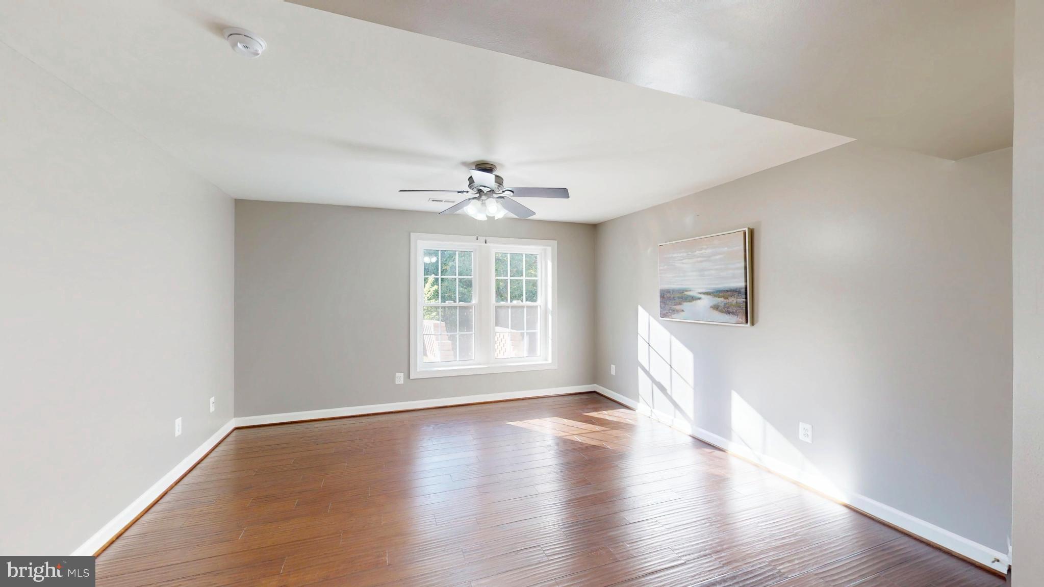 RIVER CREST - Residential