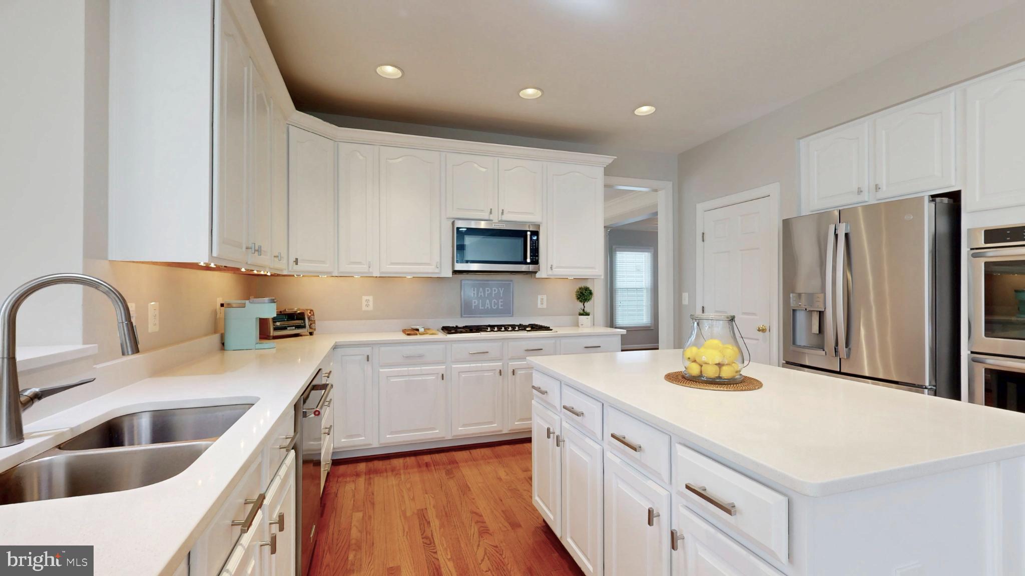 RIVER CREST - Residential