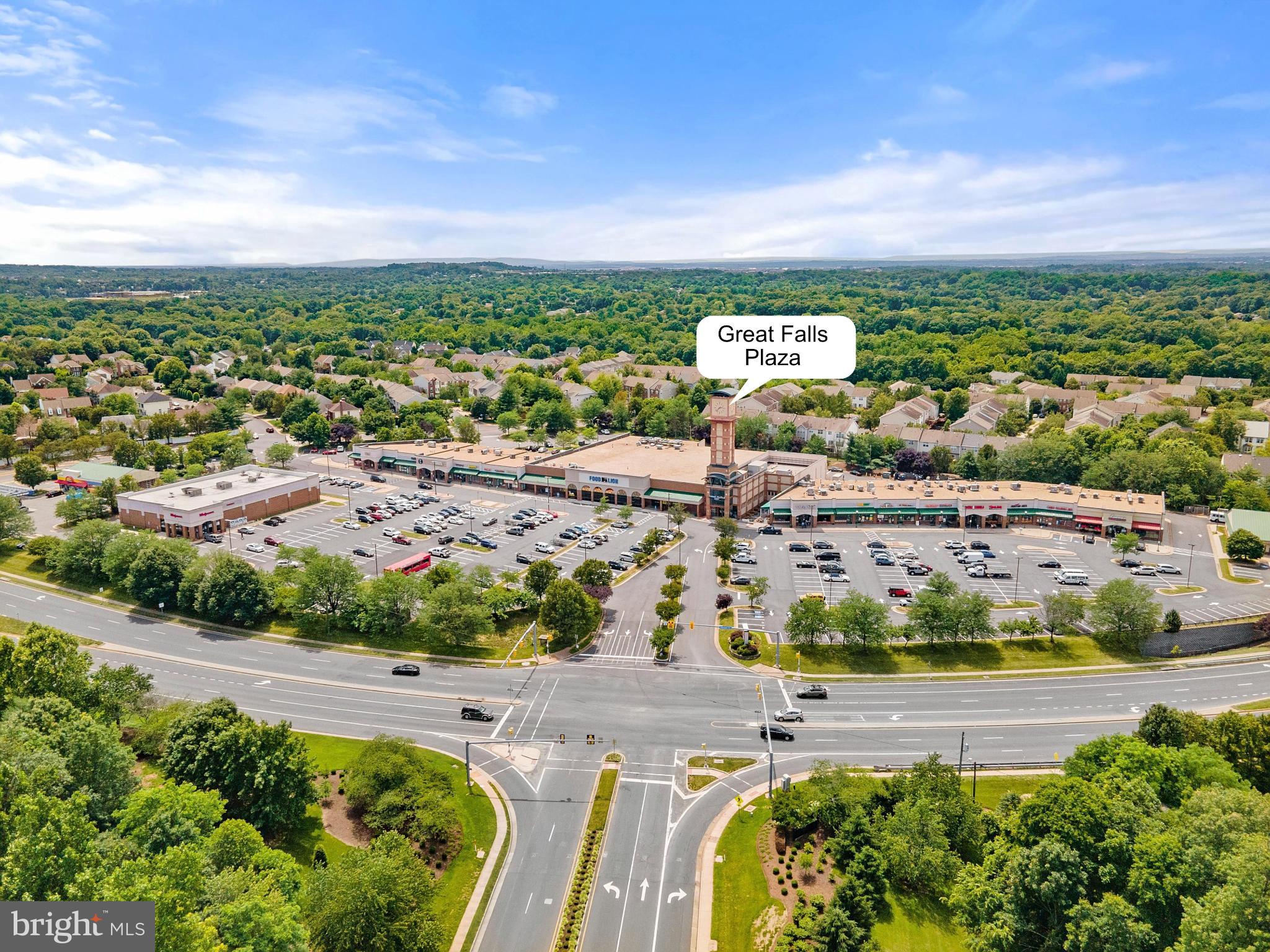 RIVER CREST - Residential