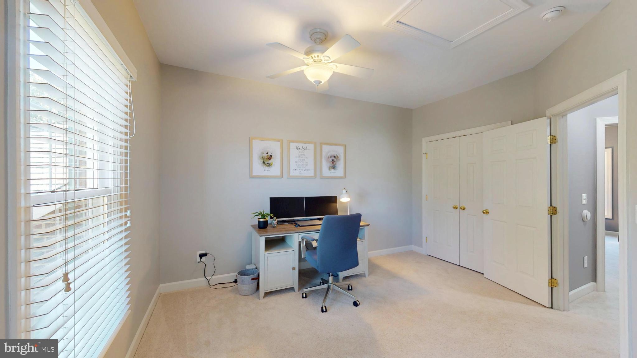 RIVER CREST - Residential