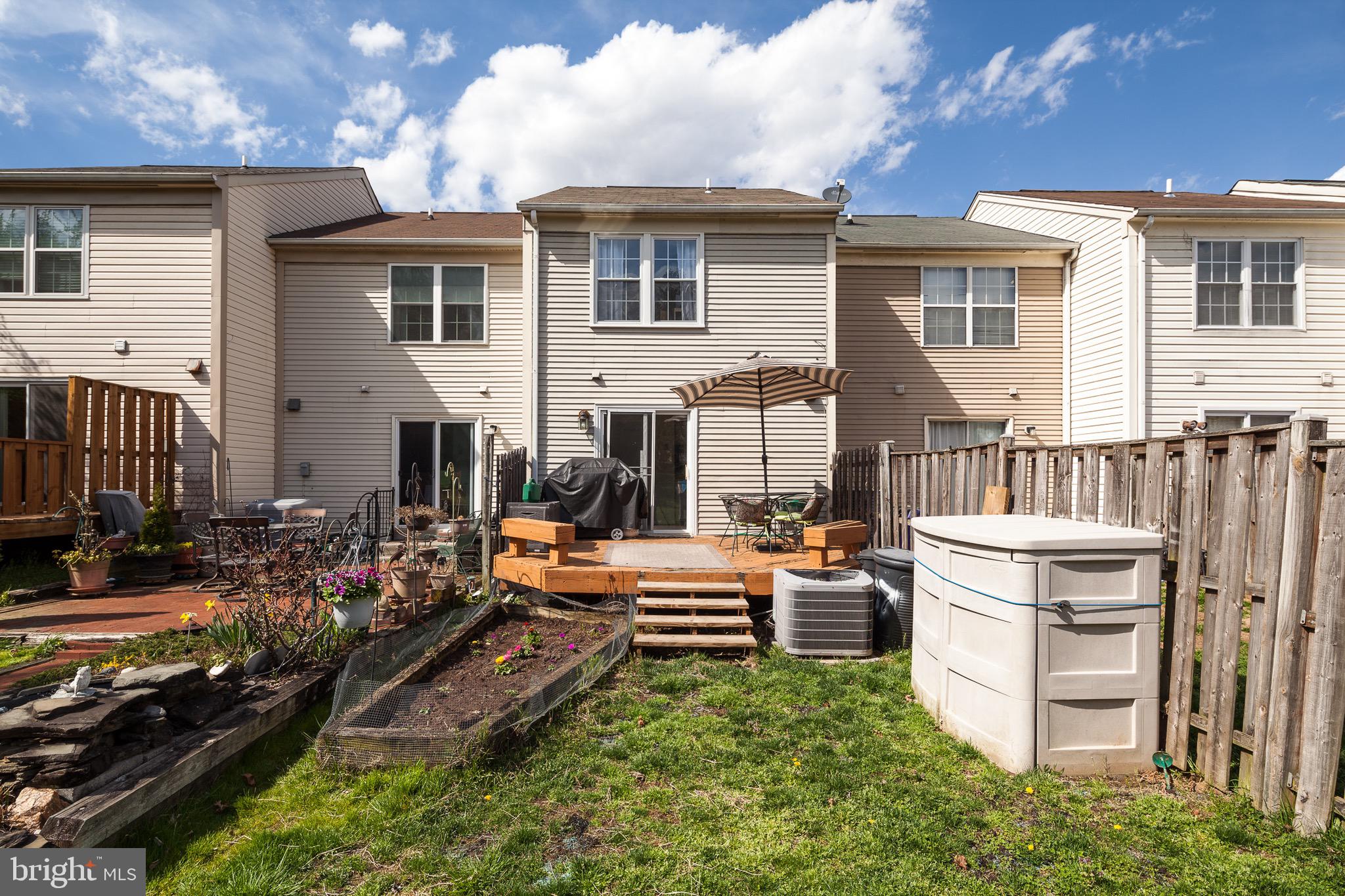 EVERGREEN AT PUTTY HILL - Residential