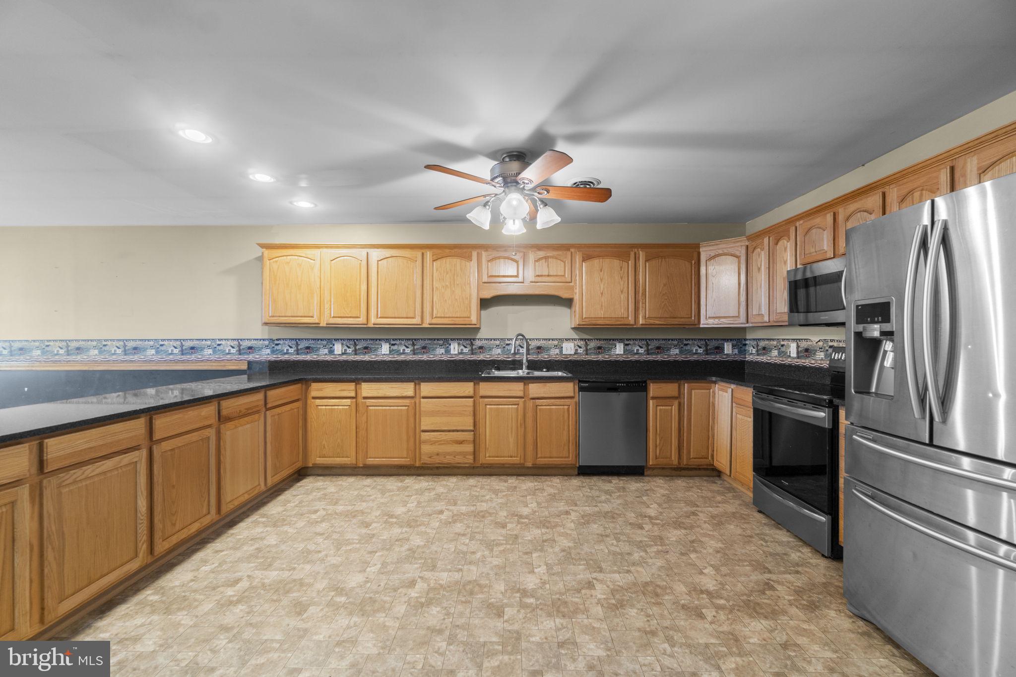 EAST RIDGE - Residential
