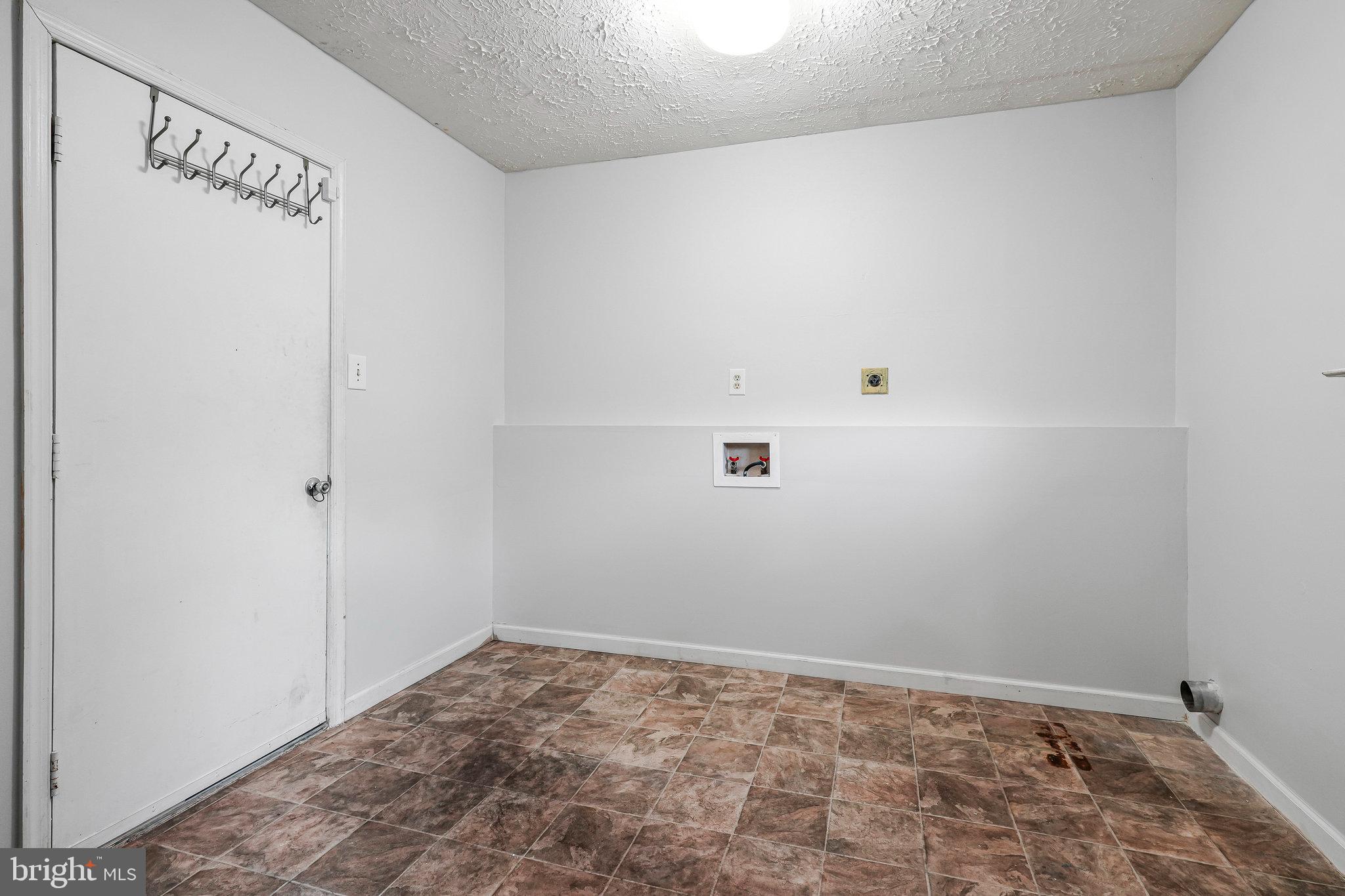 ST CHARLES SUB - WAKEFIELD - Residential