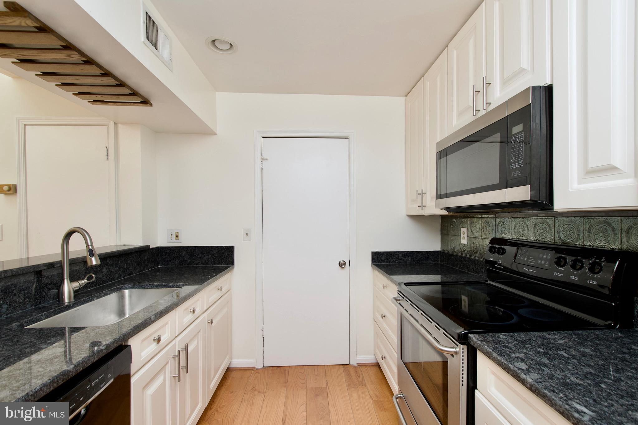 WATERS EDGE - Residential Lease