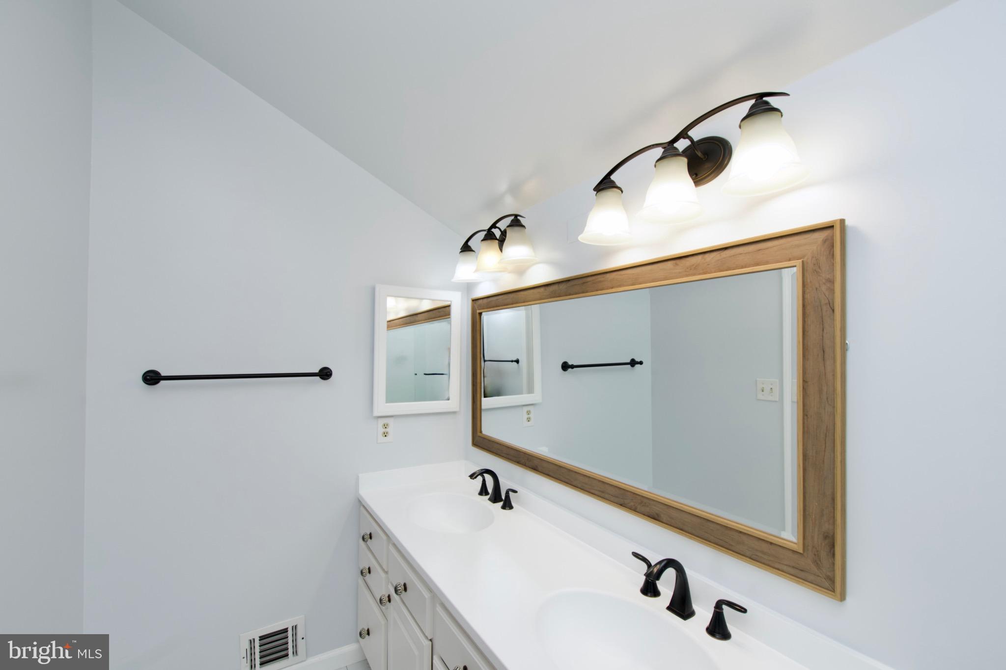 WATERS EDGE - Residential Lease