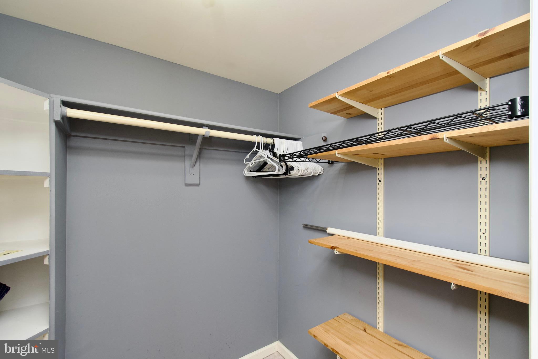 WATERS EDGE - Residential Lease