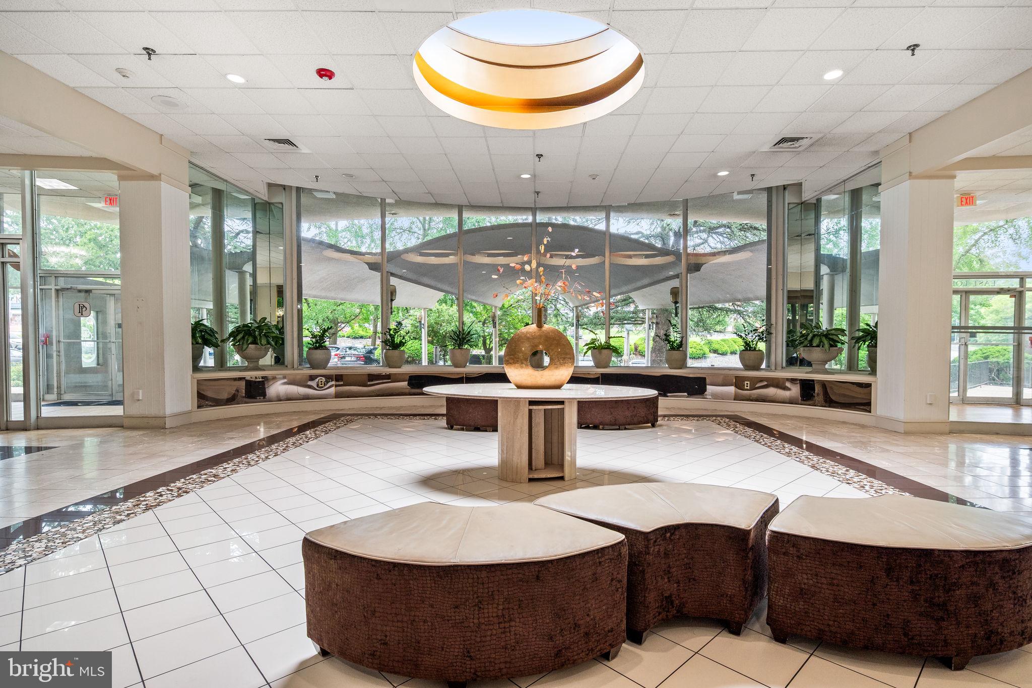 PARK PLAZA - Residential