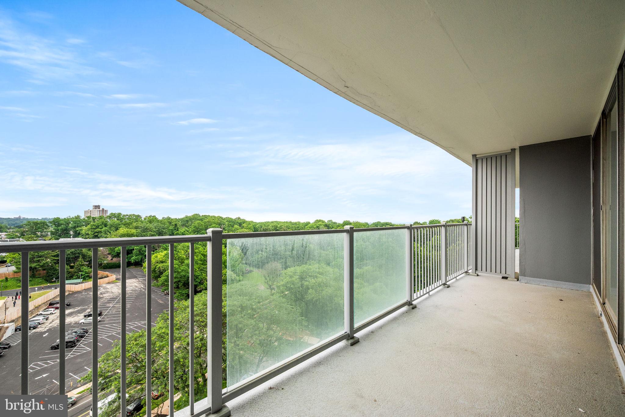 PARK PLAZA - Residential