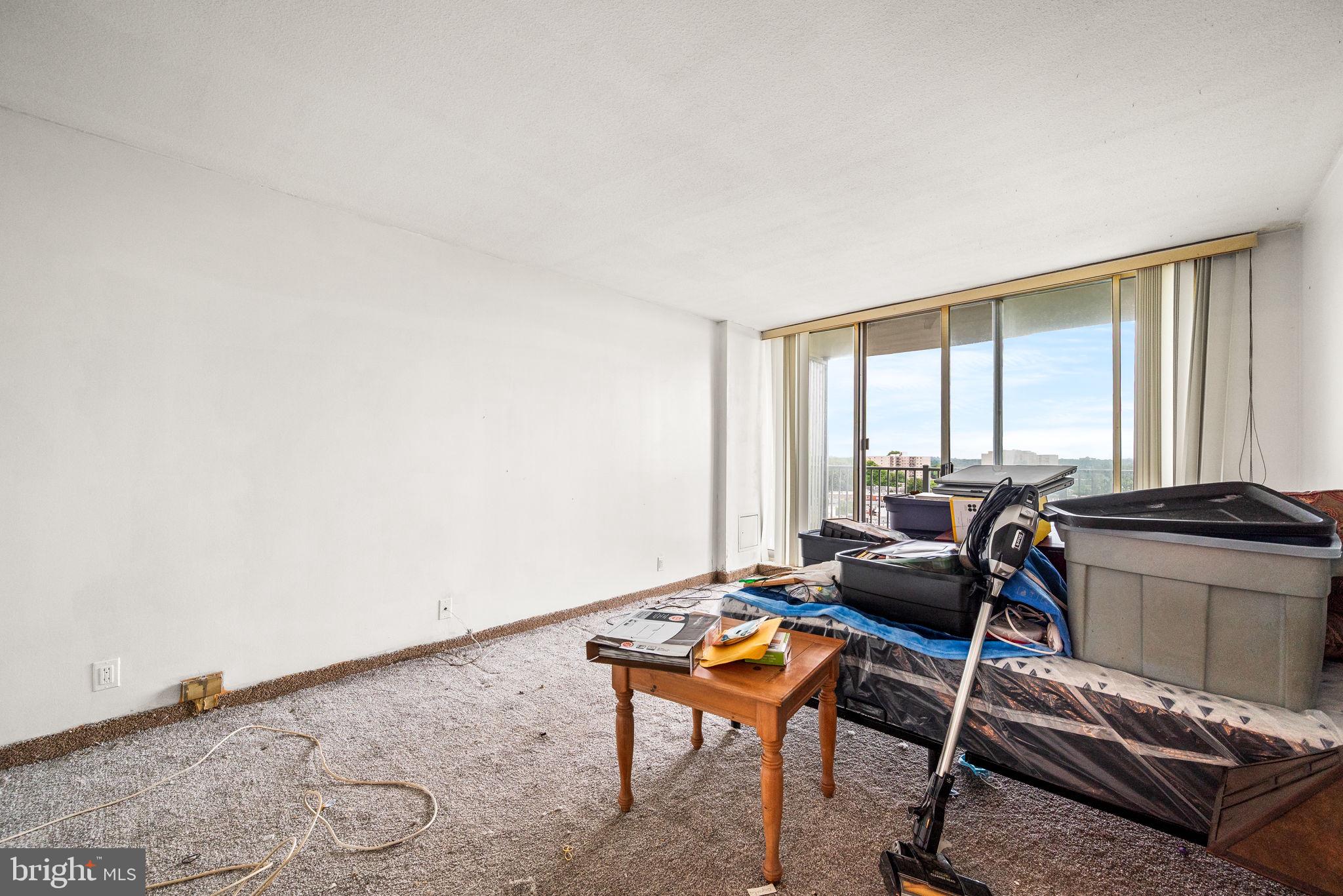 PARK PLAZA - Residential