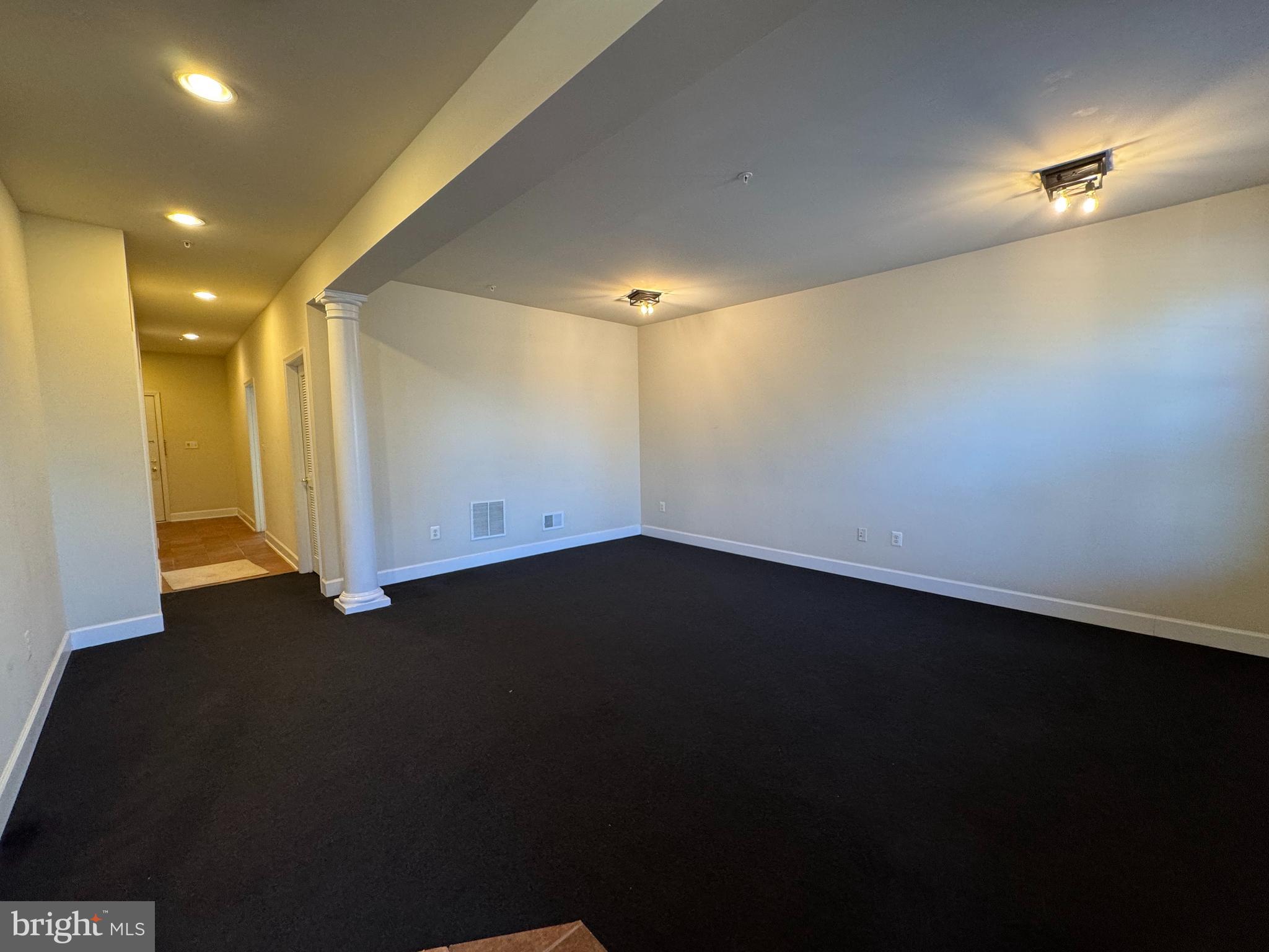 HIDDEN CREEK - Residential Lease