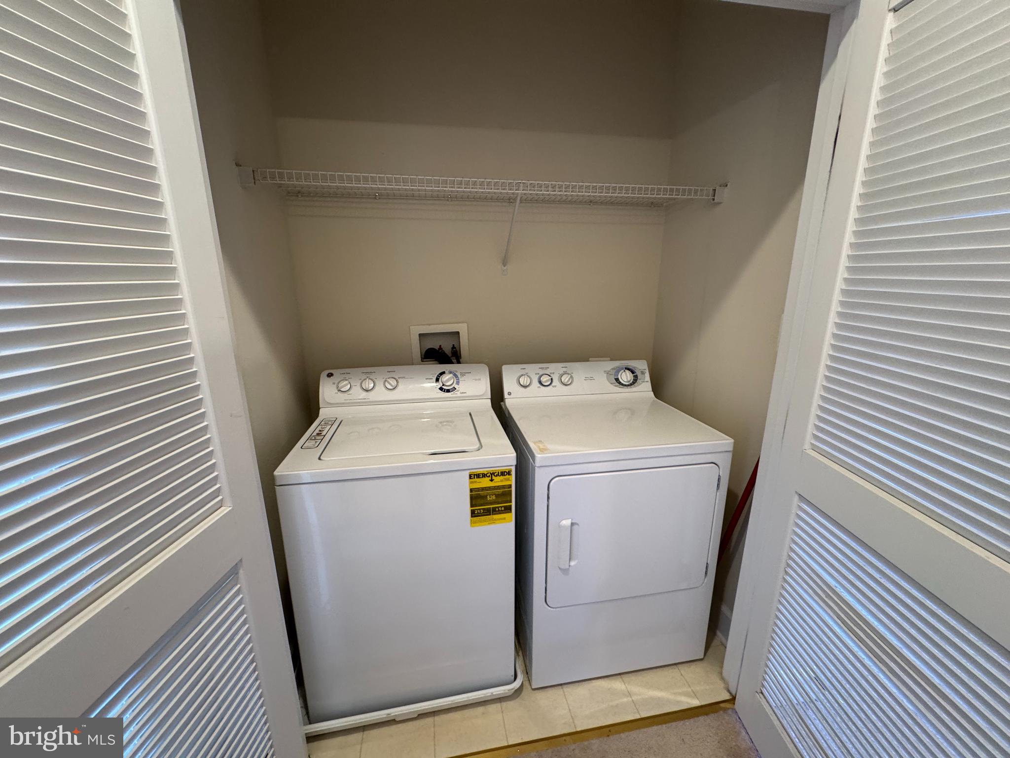 HIDDEN CREEK - Residential Lease