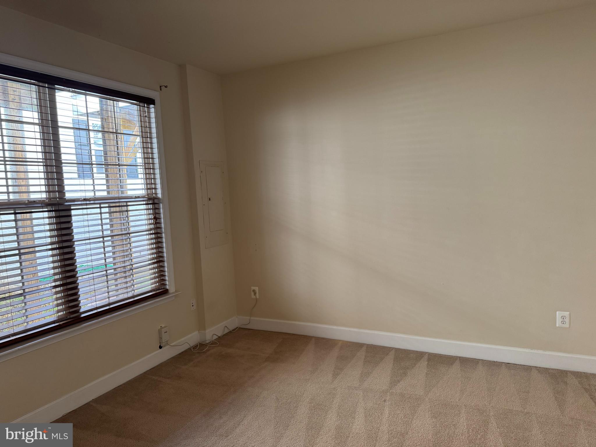 HIDDEN CREEK - Residential Lease