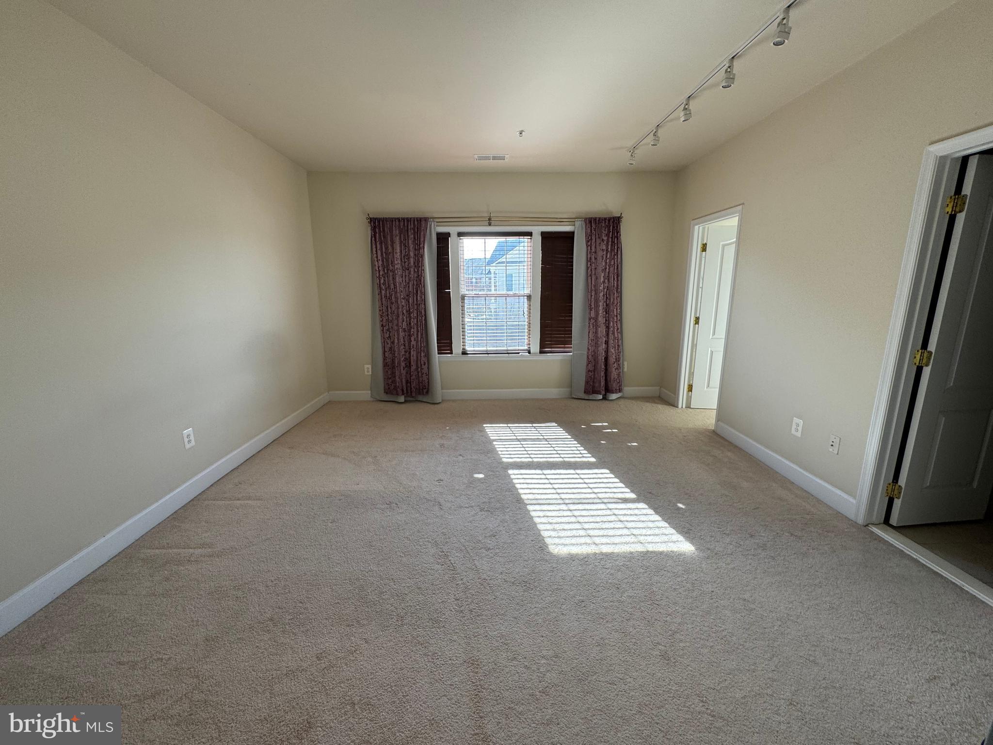 HIDDEN CREEK - Residential Lease