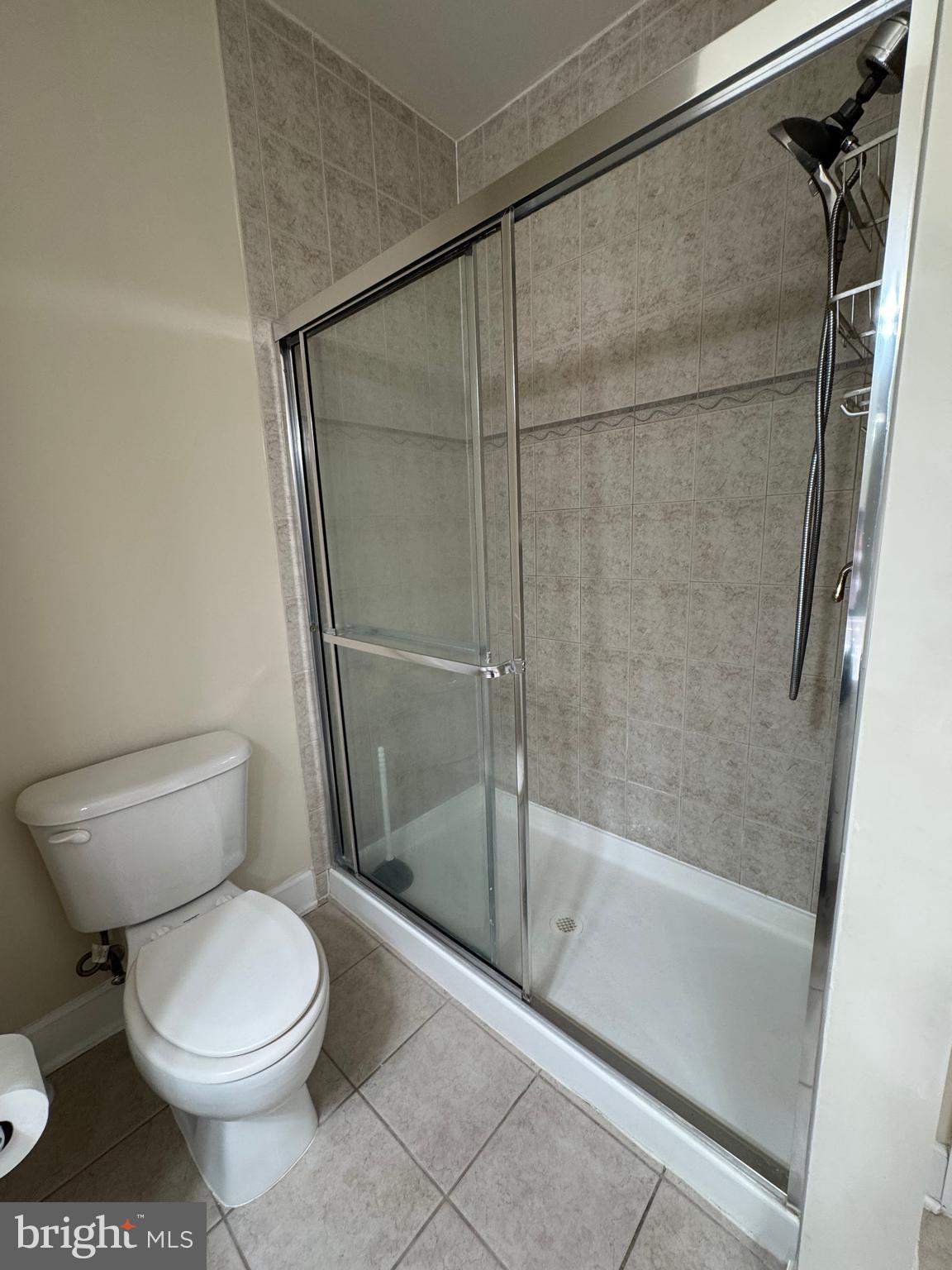 HIDDEN CREEK - Residential Lease