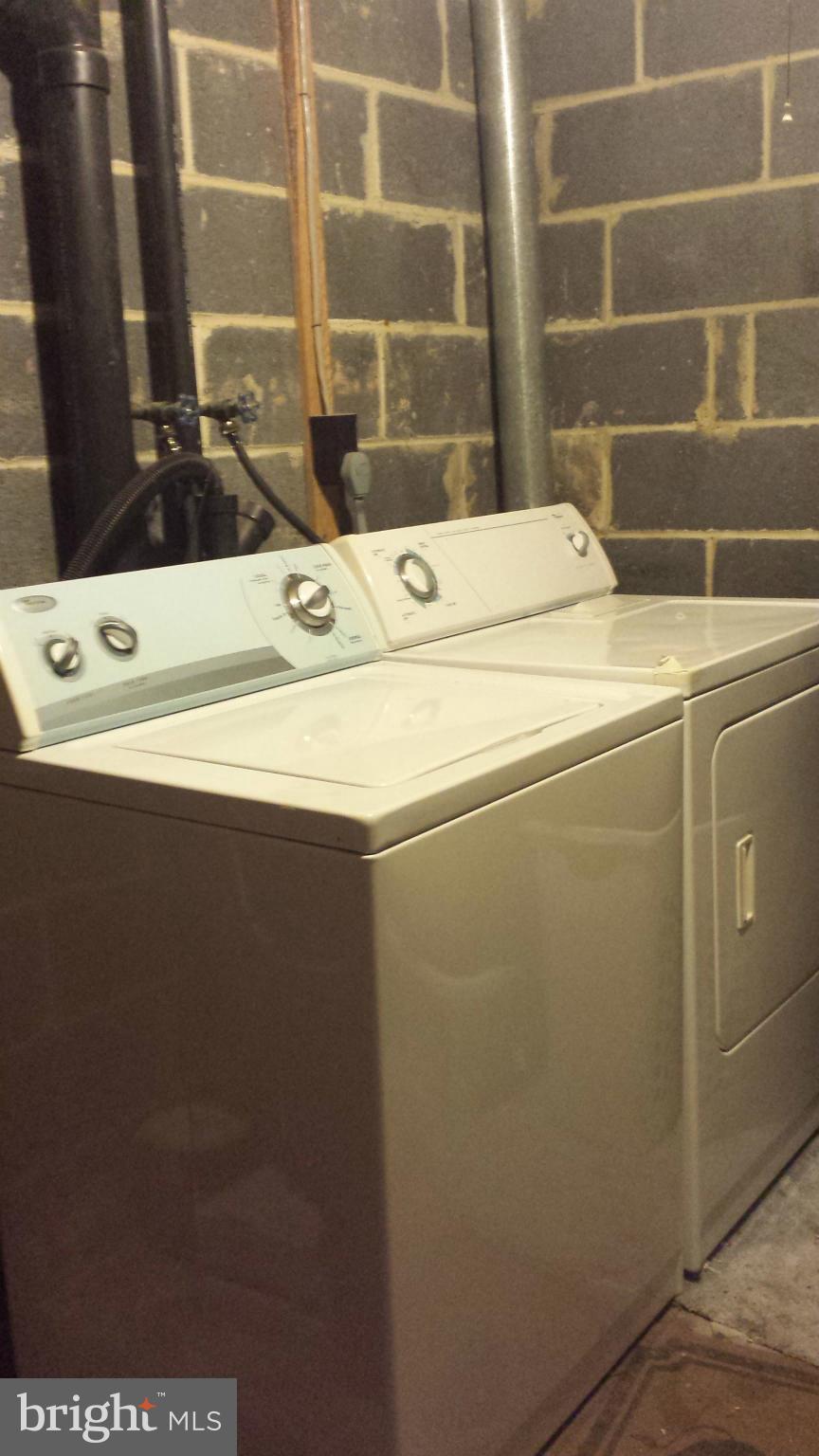 WHISKEY BOTTOM - Residential Lease