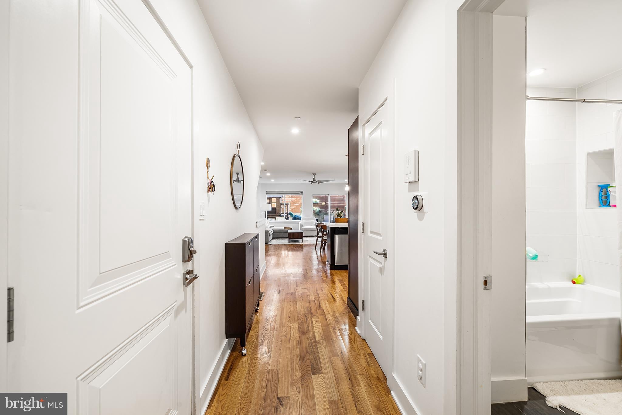 1517 BROWN STREET 00 1