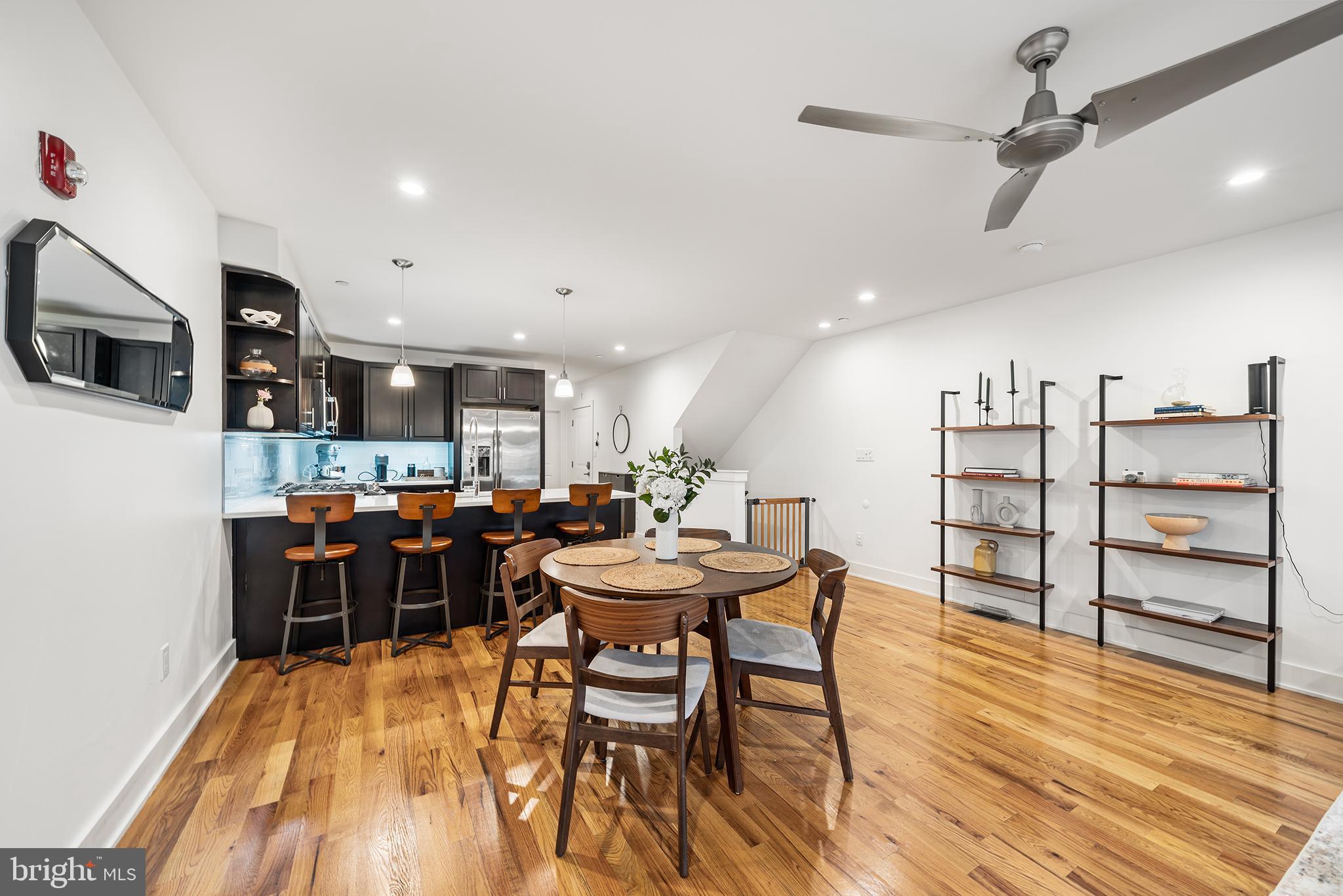 1517 BROWN STREET 00 1