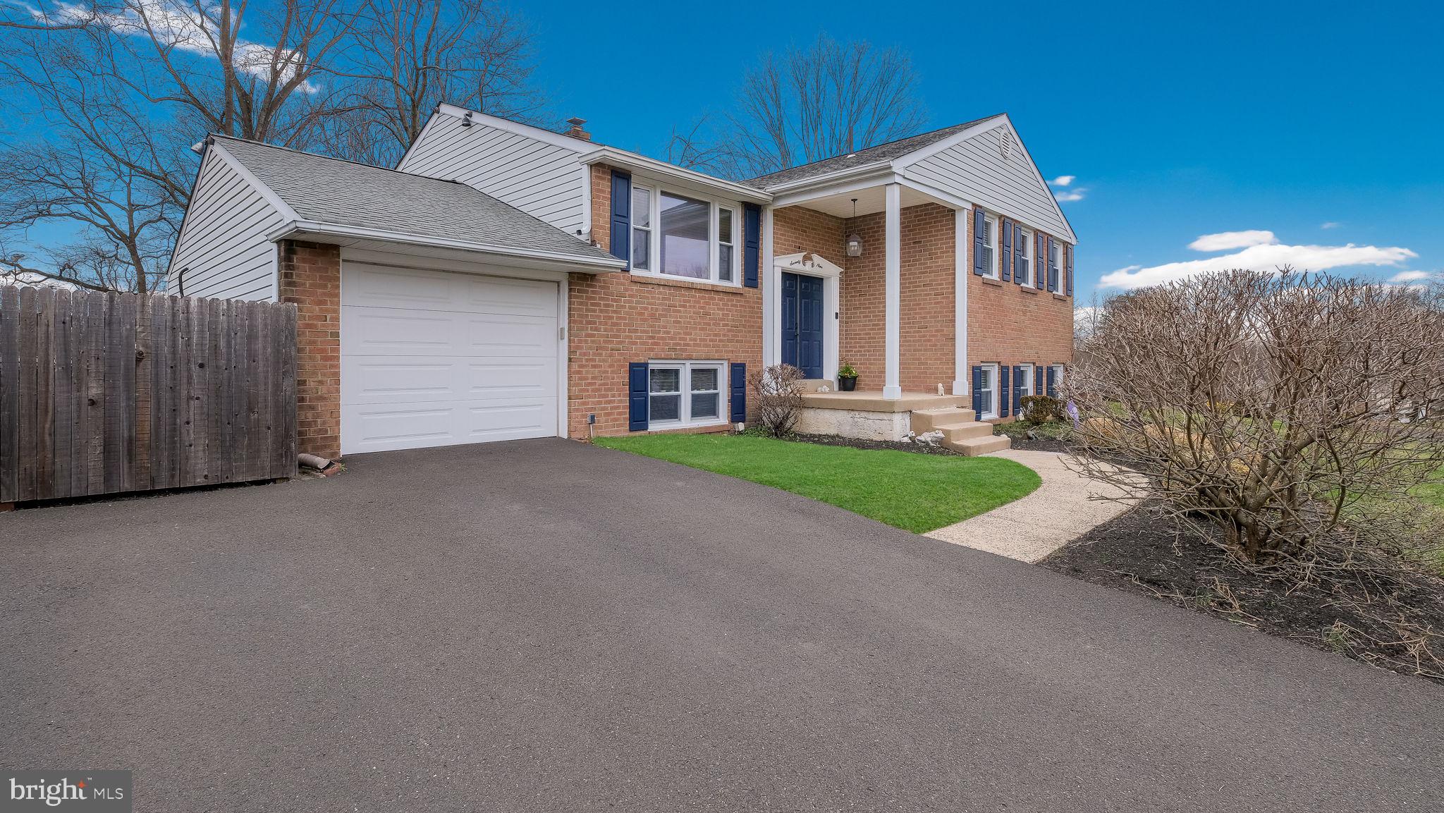 WILLOW GREENE - Residential