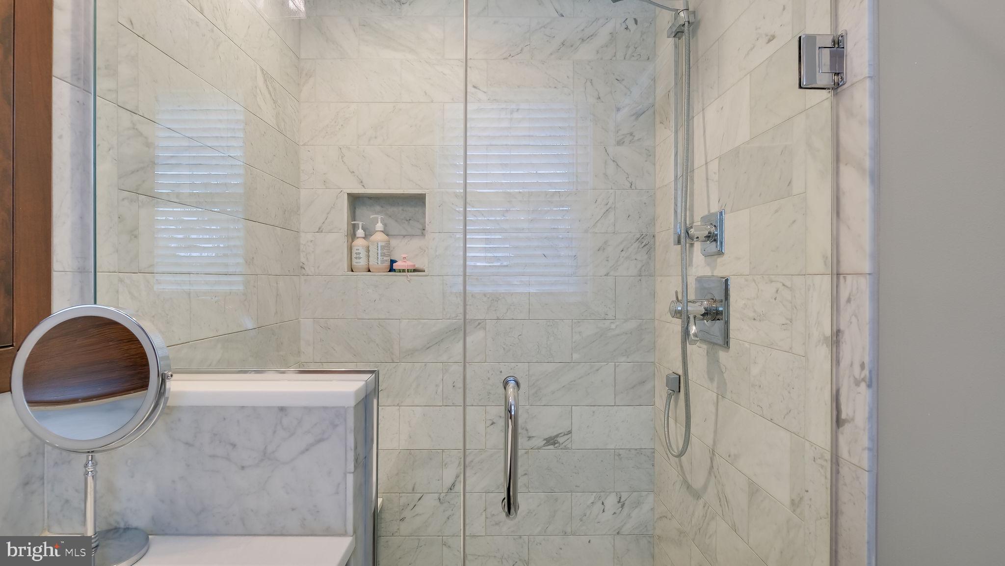 WILLOW GREENE - Residential