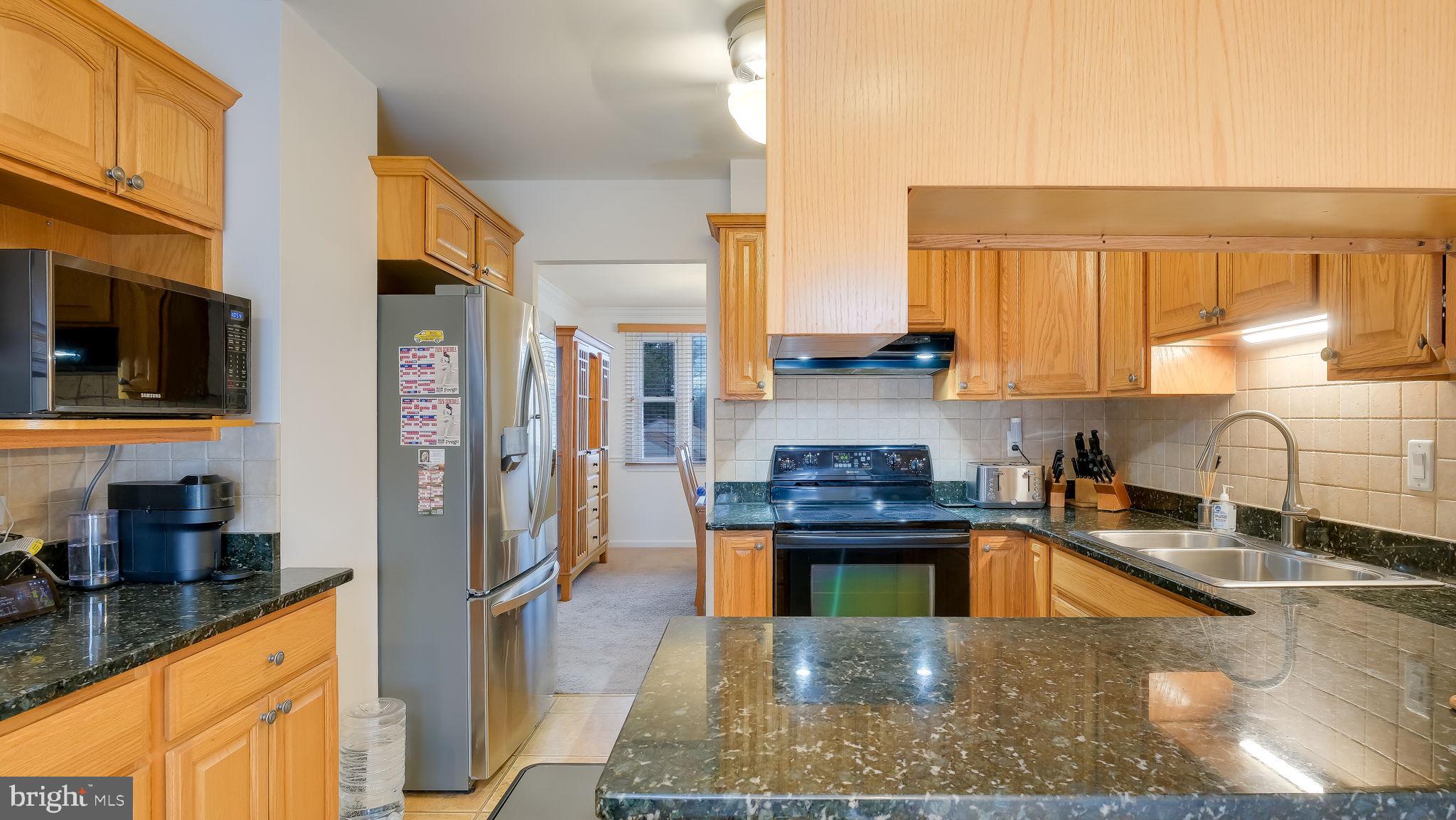 WILLOW GREENE - Residential