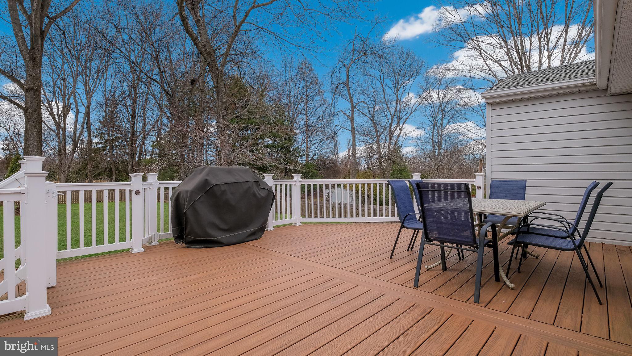 WILLOW GREENE - Residential