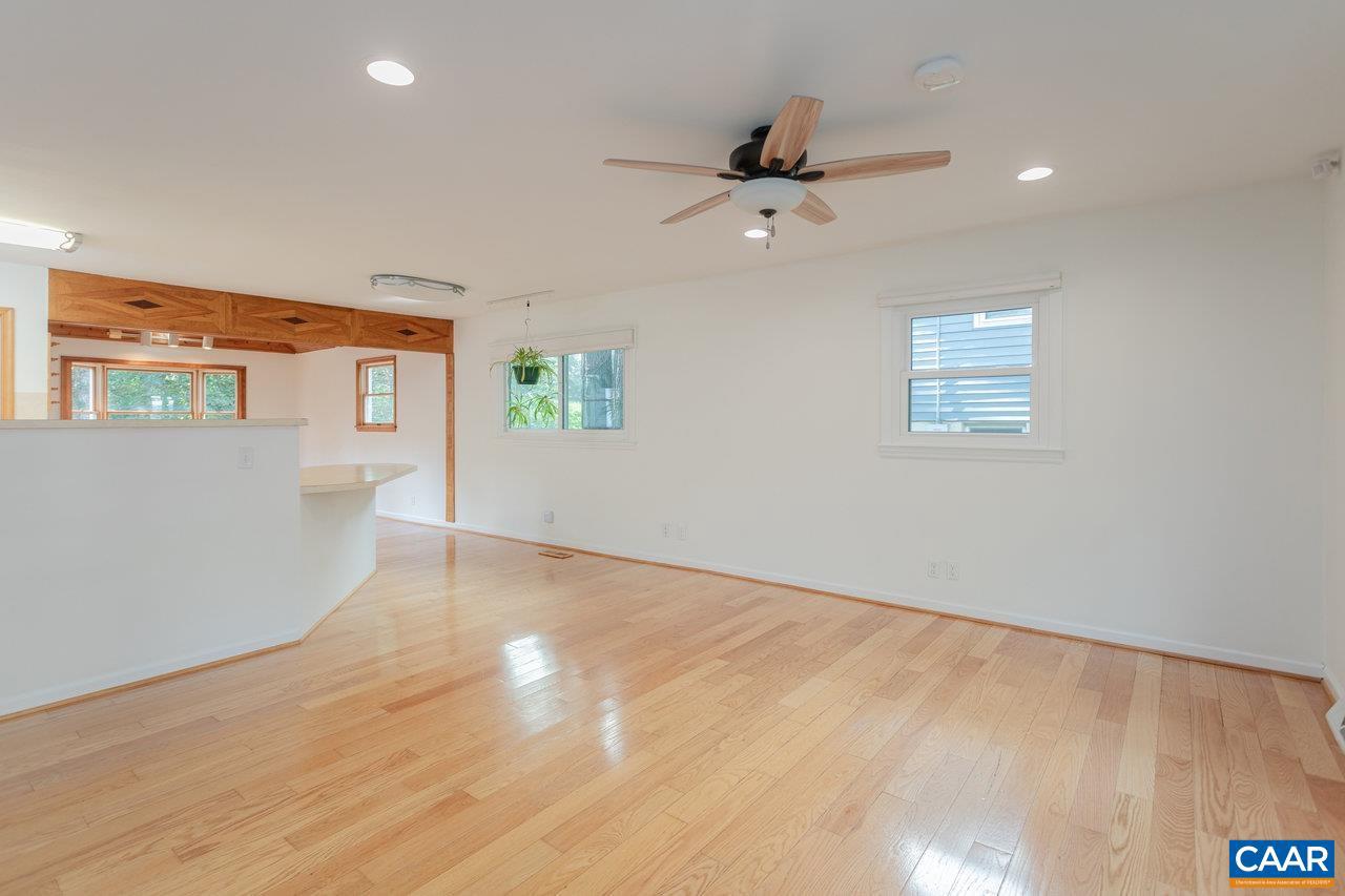 1706 CHERRY AVE