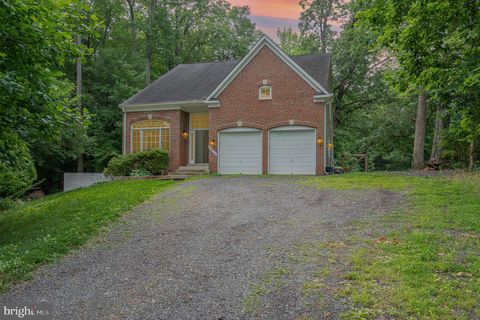 1811 CHERRY HILL ROAD DUMFRIES VA 22026