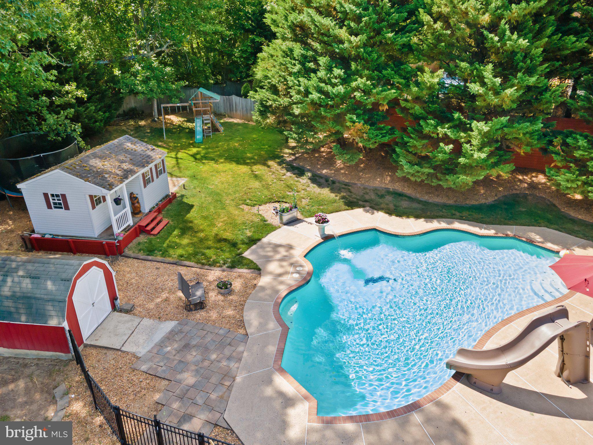 ERINBROOK - Residential