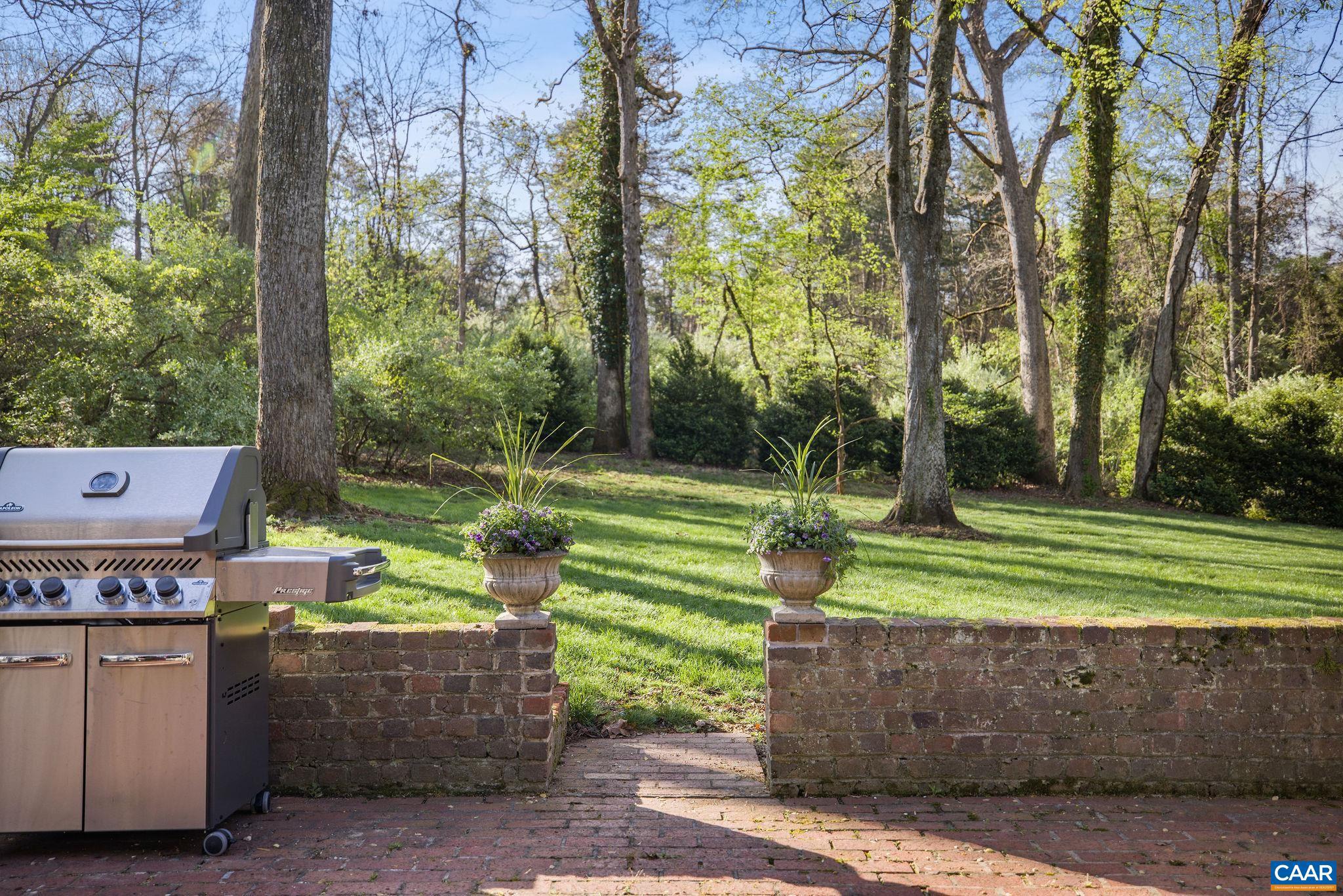 EDNAM FOREST - Residential