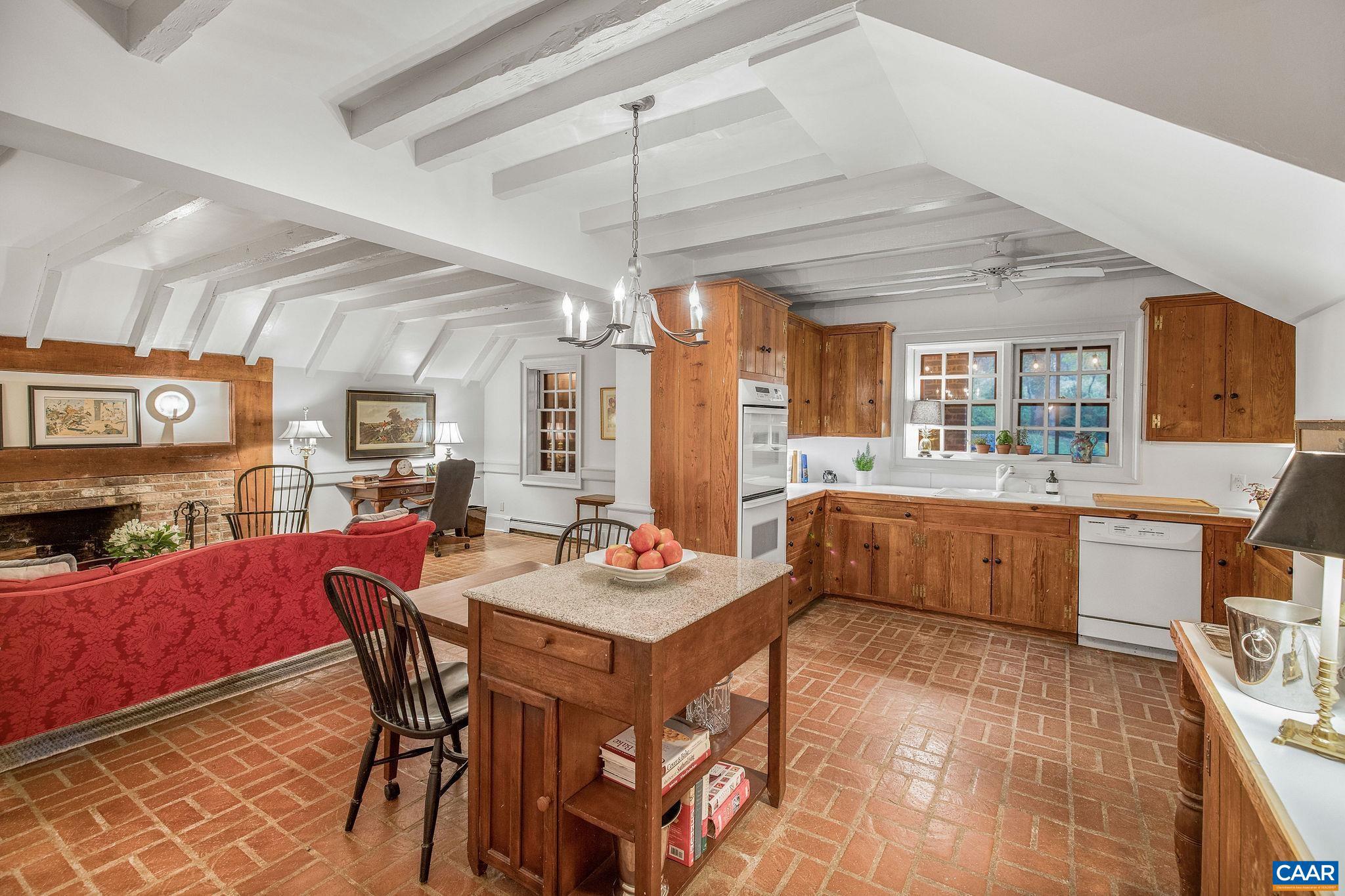 EDNAM FOREST - Residential