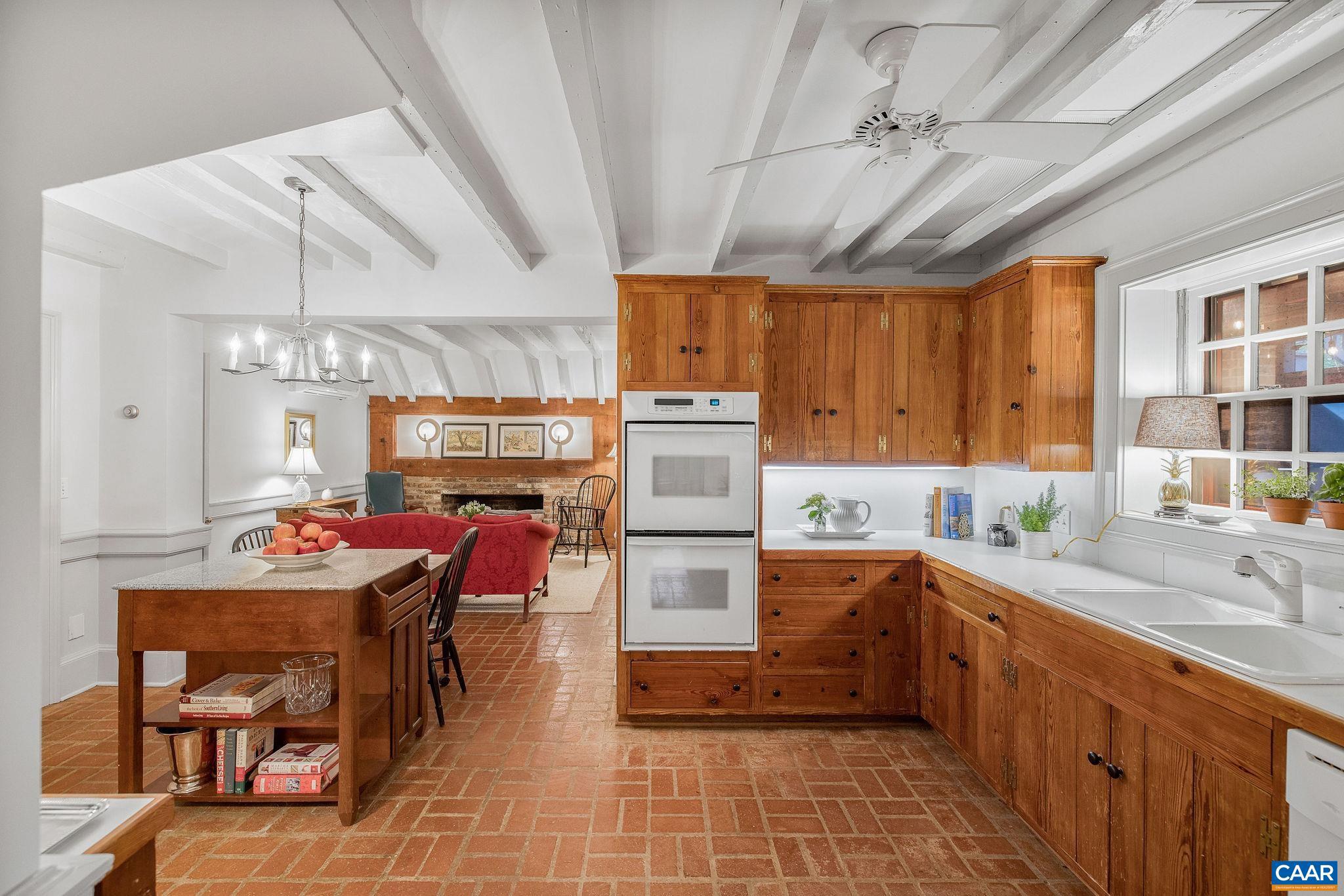 EDNAM FOREST - Residential