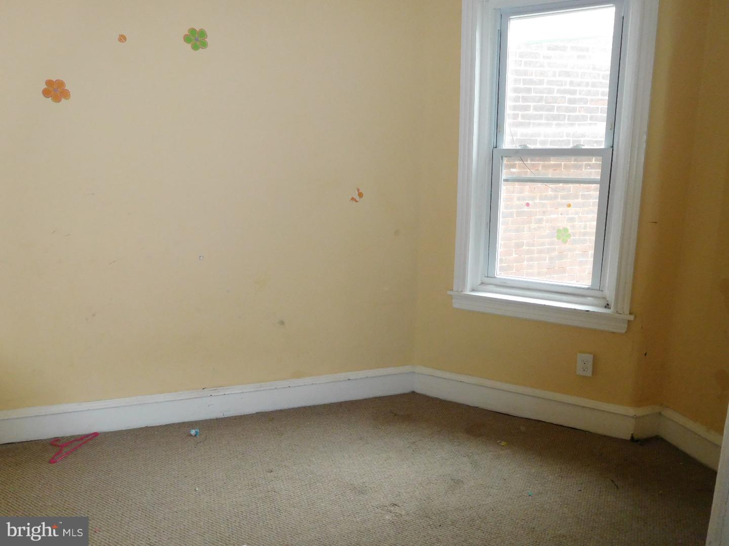 KENSINGTON - Residential