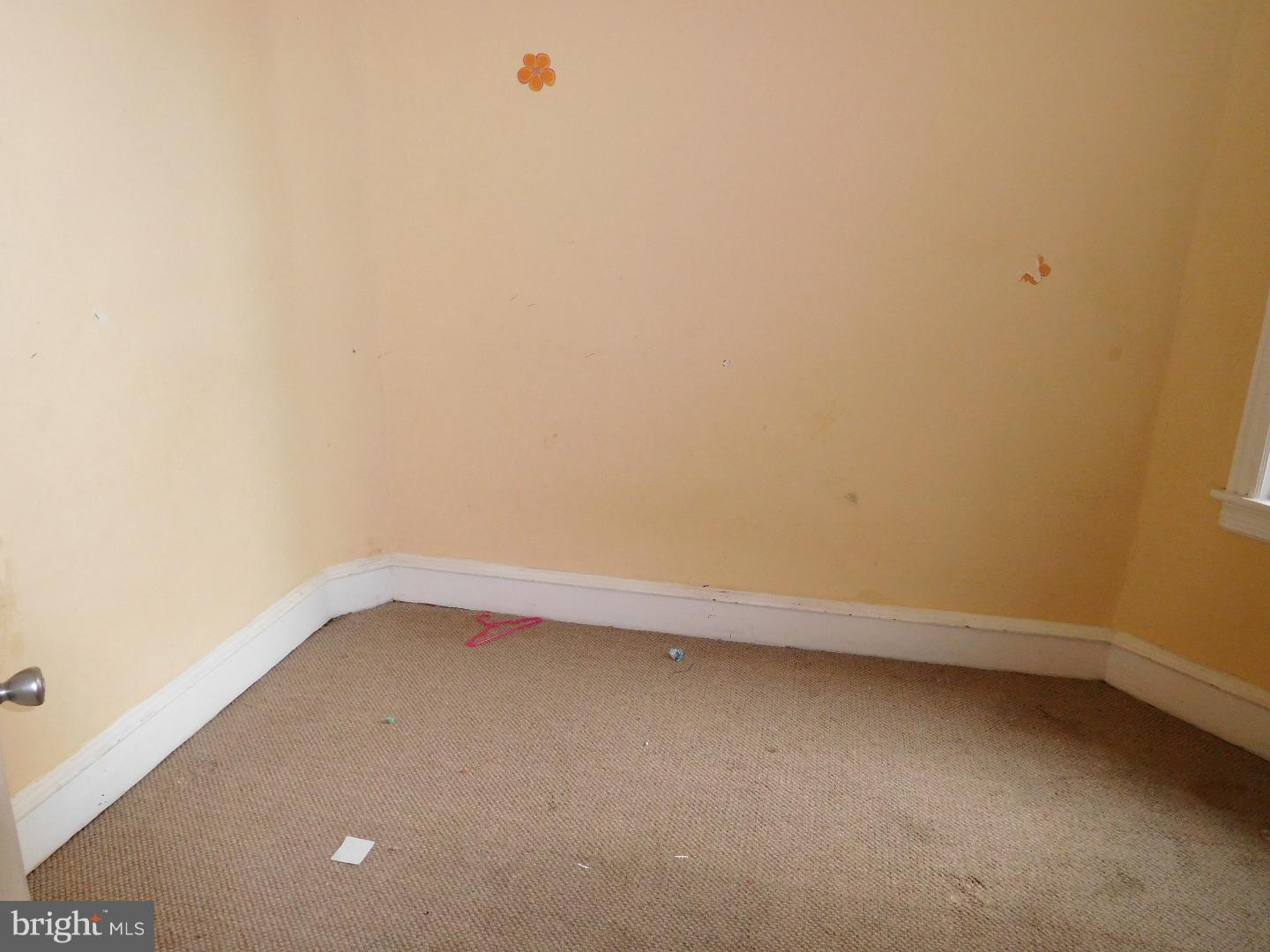 KENSINGTON - Residential