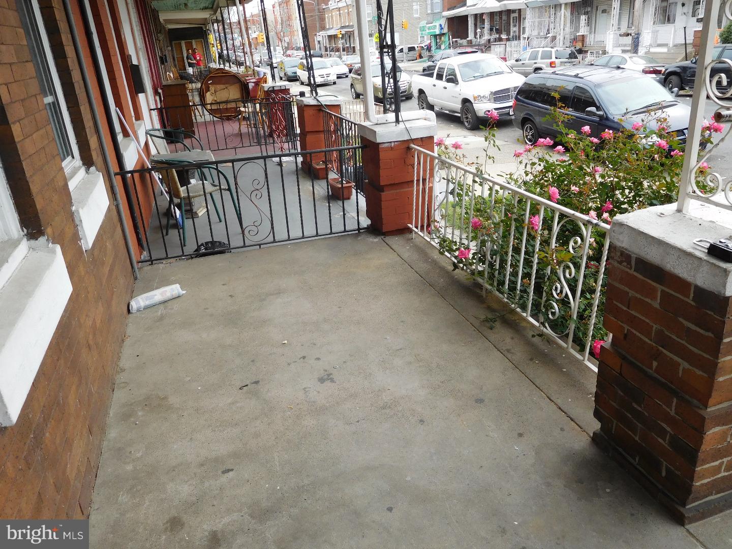 KENSINGTON - Residential