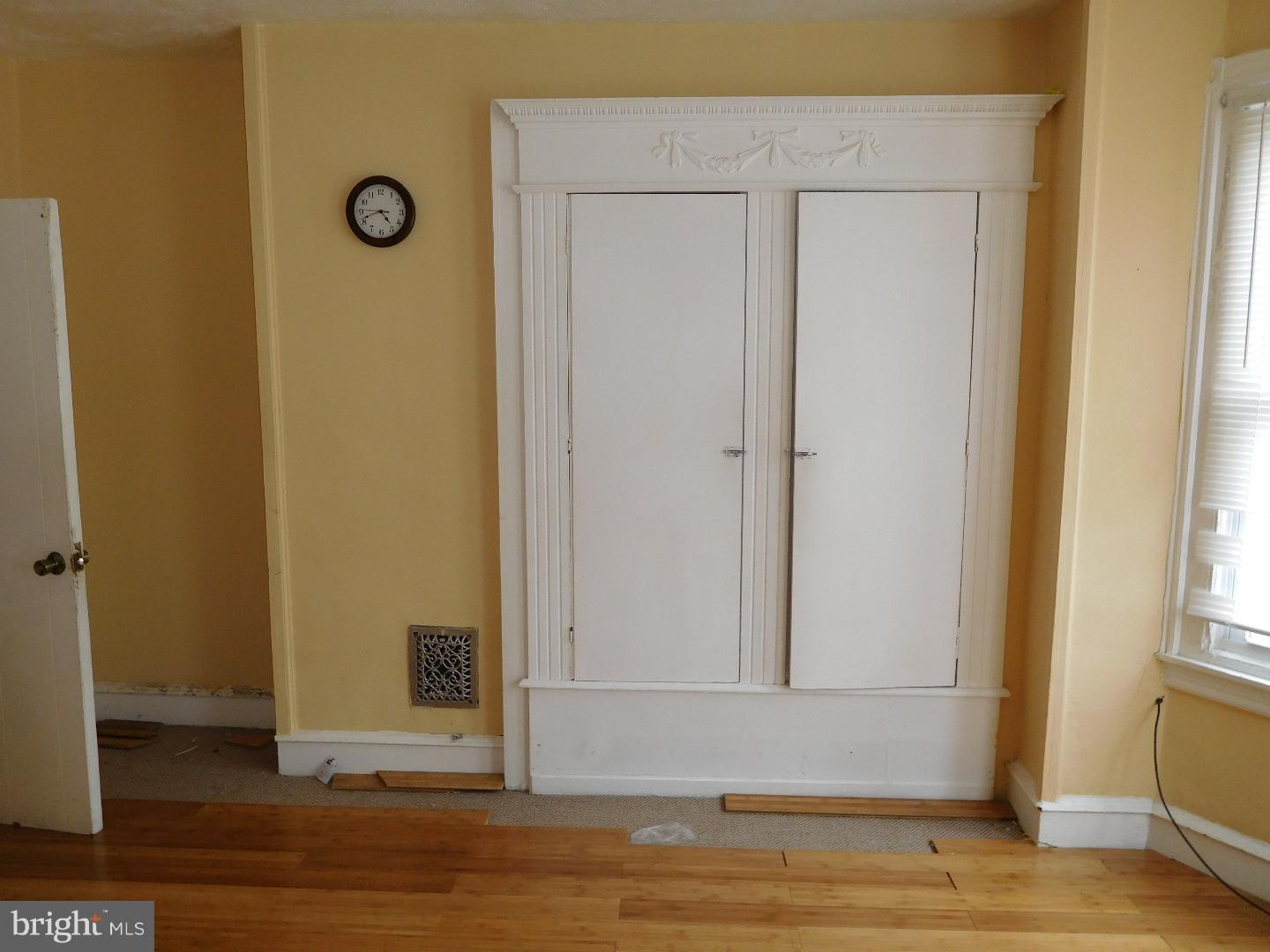 KENSINGTON - Residential