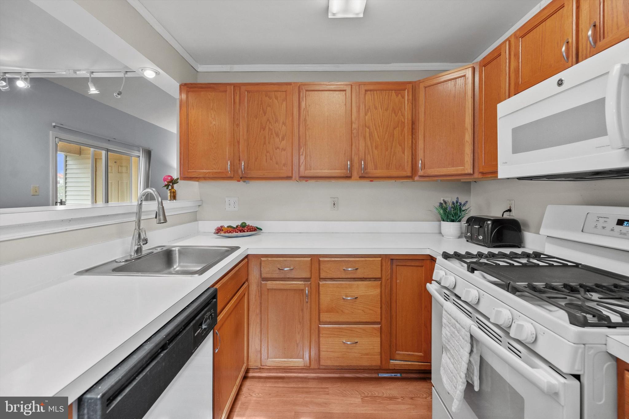 ETON PLACE - Residential