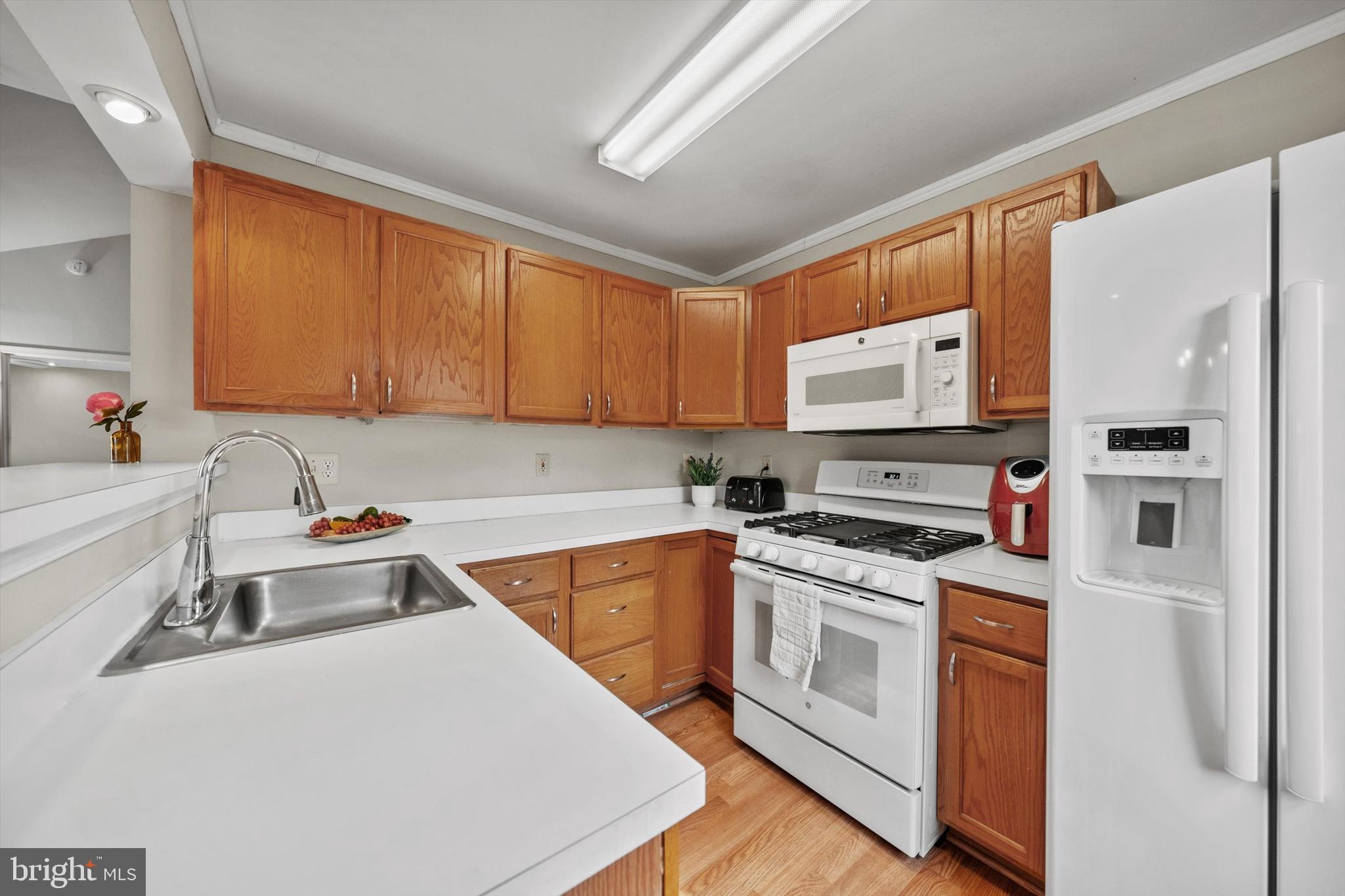 ETON PLACE - Residential