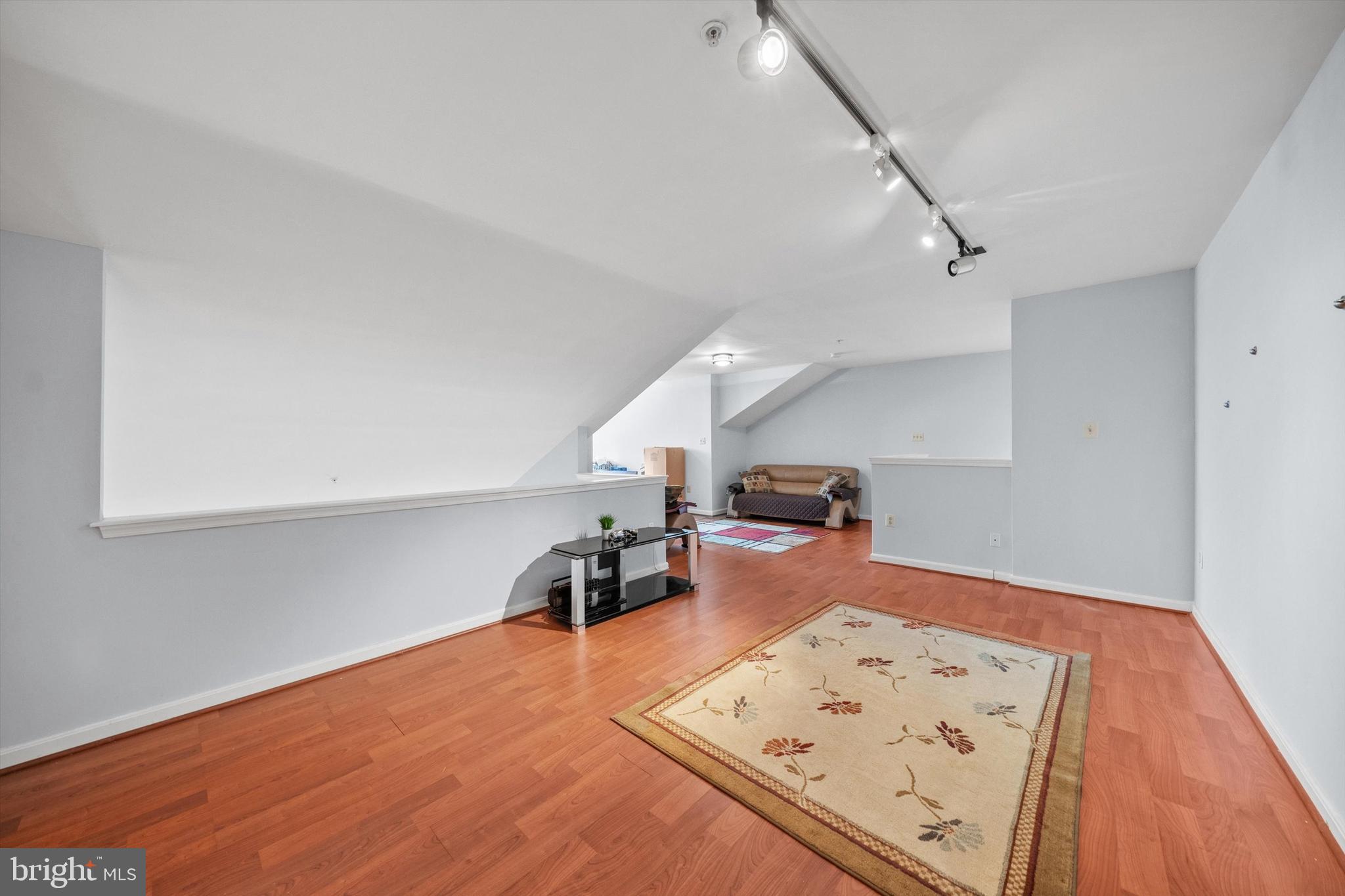 ETON PLACE - Residential