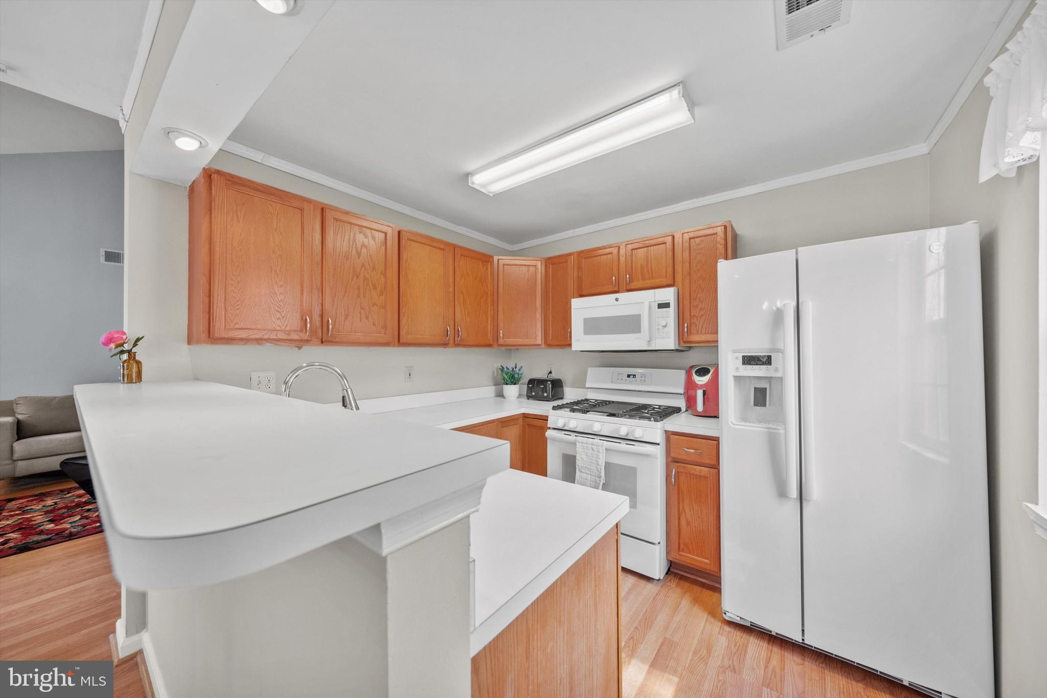 ETON PLACE - Residential