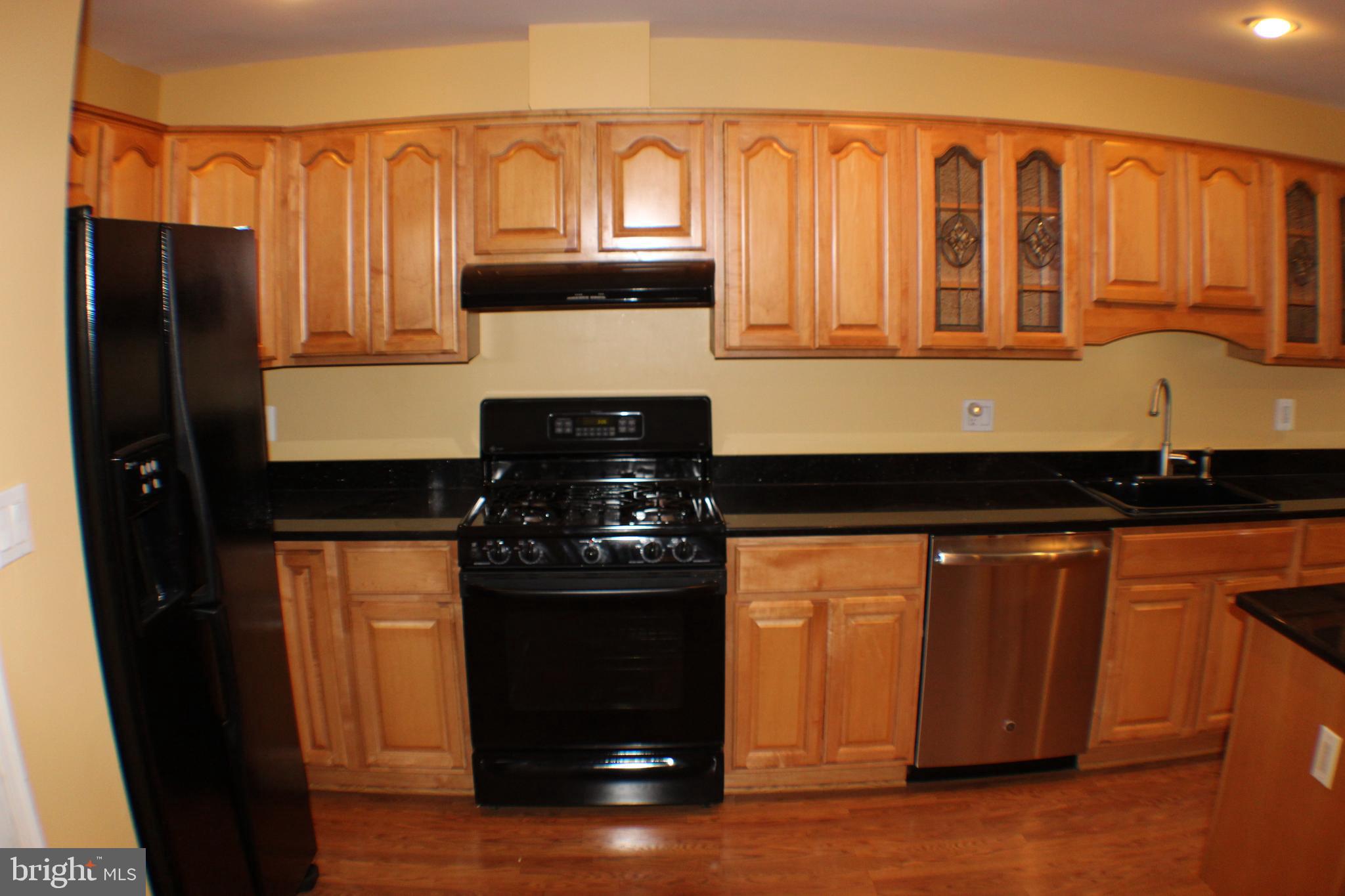 SOUTHPORT - Residential Lease