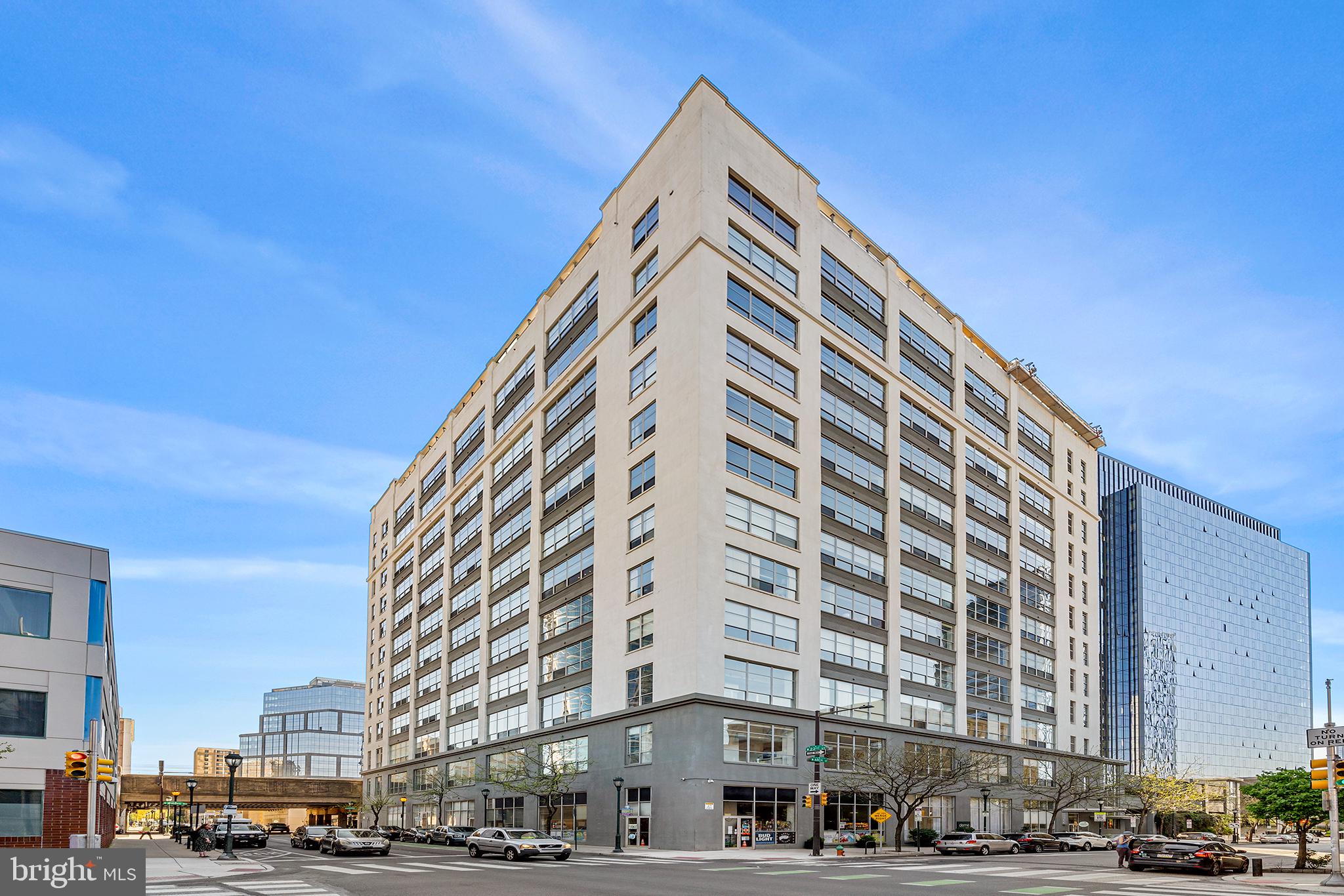 2200 ARCH STREET 811