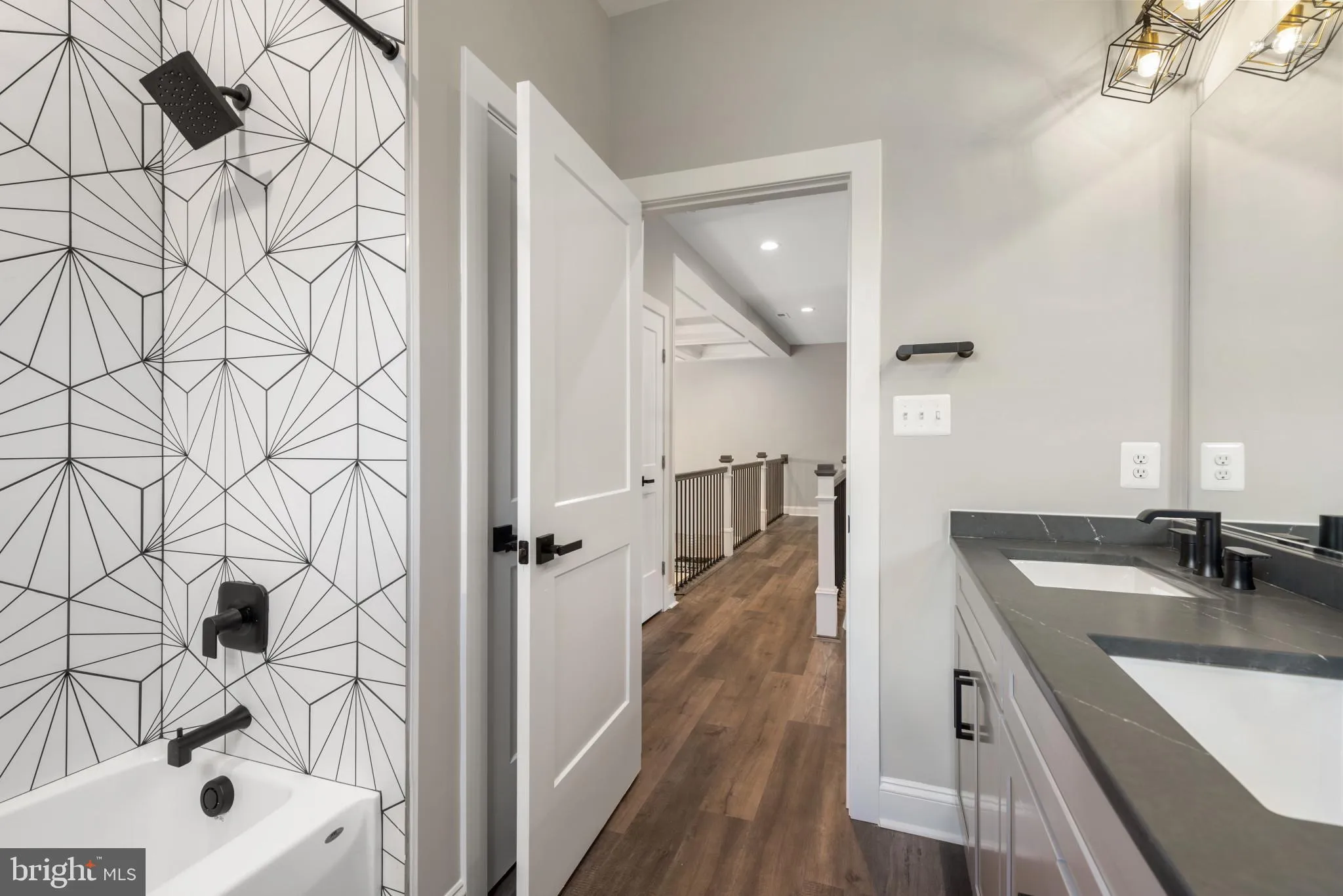 Glen Arm, Maryland 21057, United States, 4 Bedrooms Bedrooms, ,4 BathroomsBathrooms,Residential,Active,56437