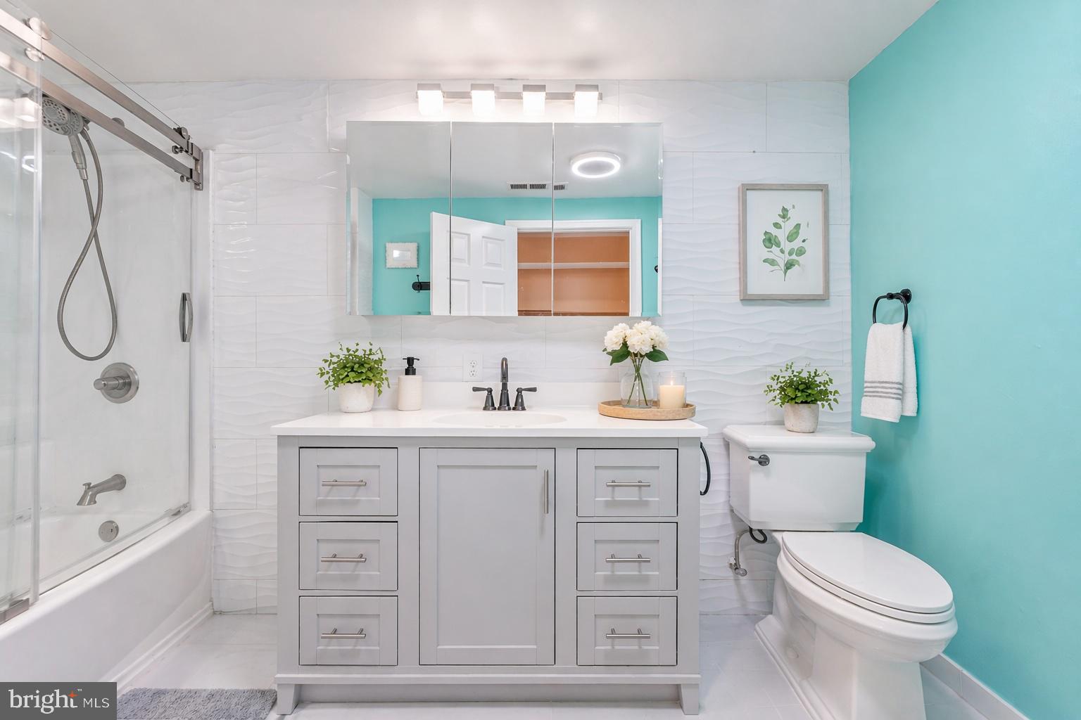 ROSEDALE - Residential