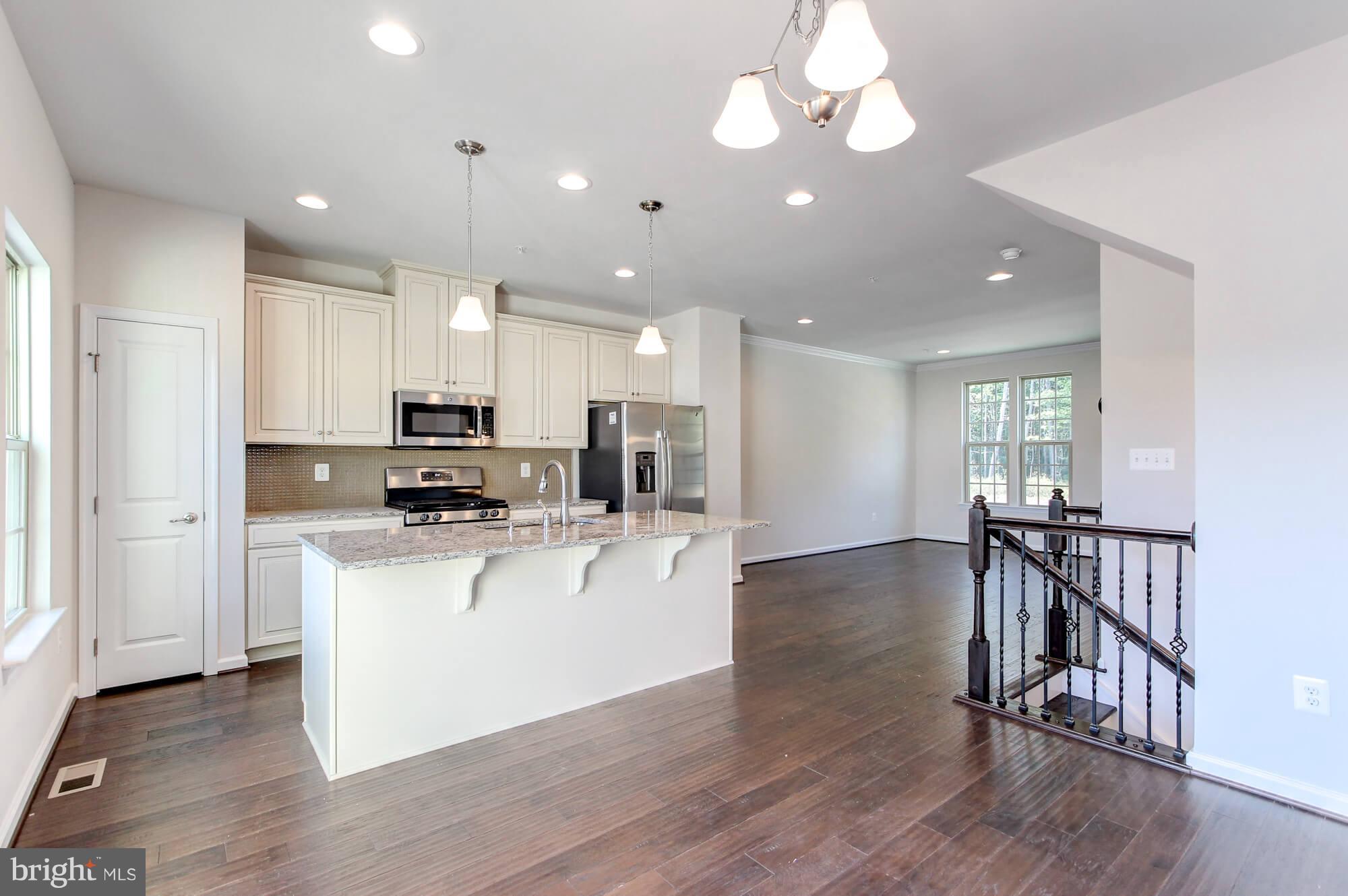 ROCKDALE VILLAGE - Residential