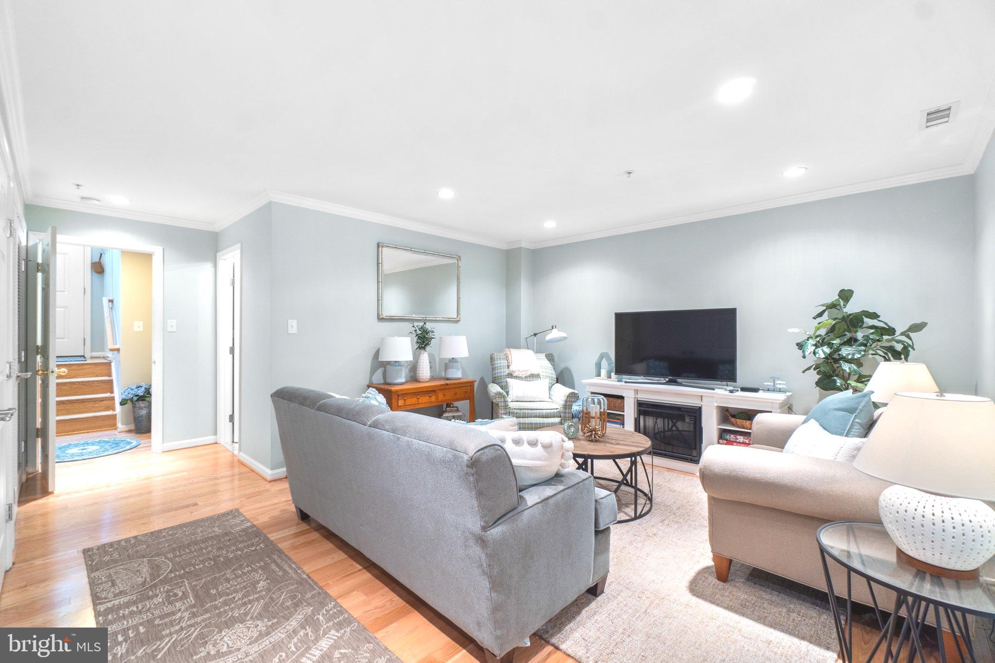 VILLAGES OF URBANA - Residential