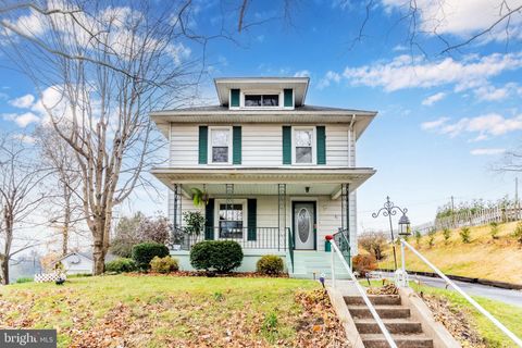 21 HALLTON HILL ROAD PINE GROVE PA 17963